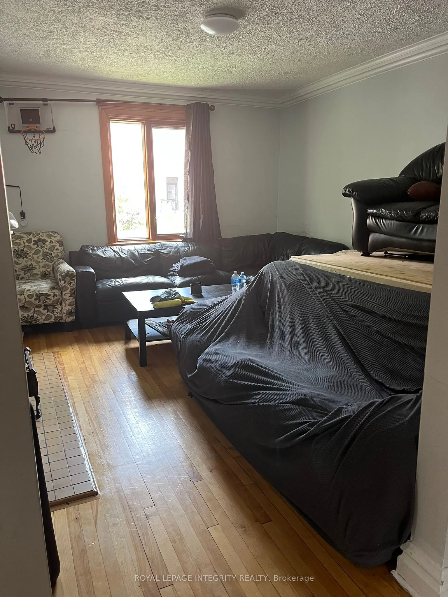 452-454 Sunnyside Avenue
