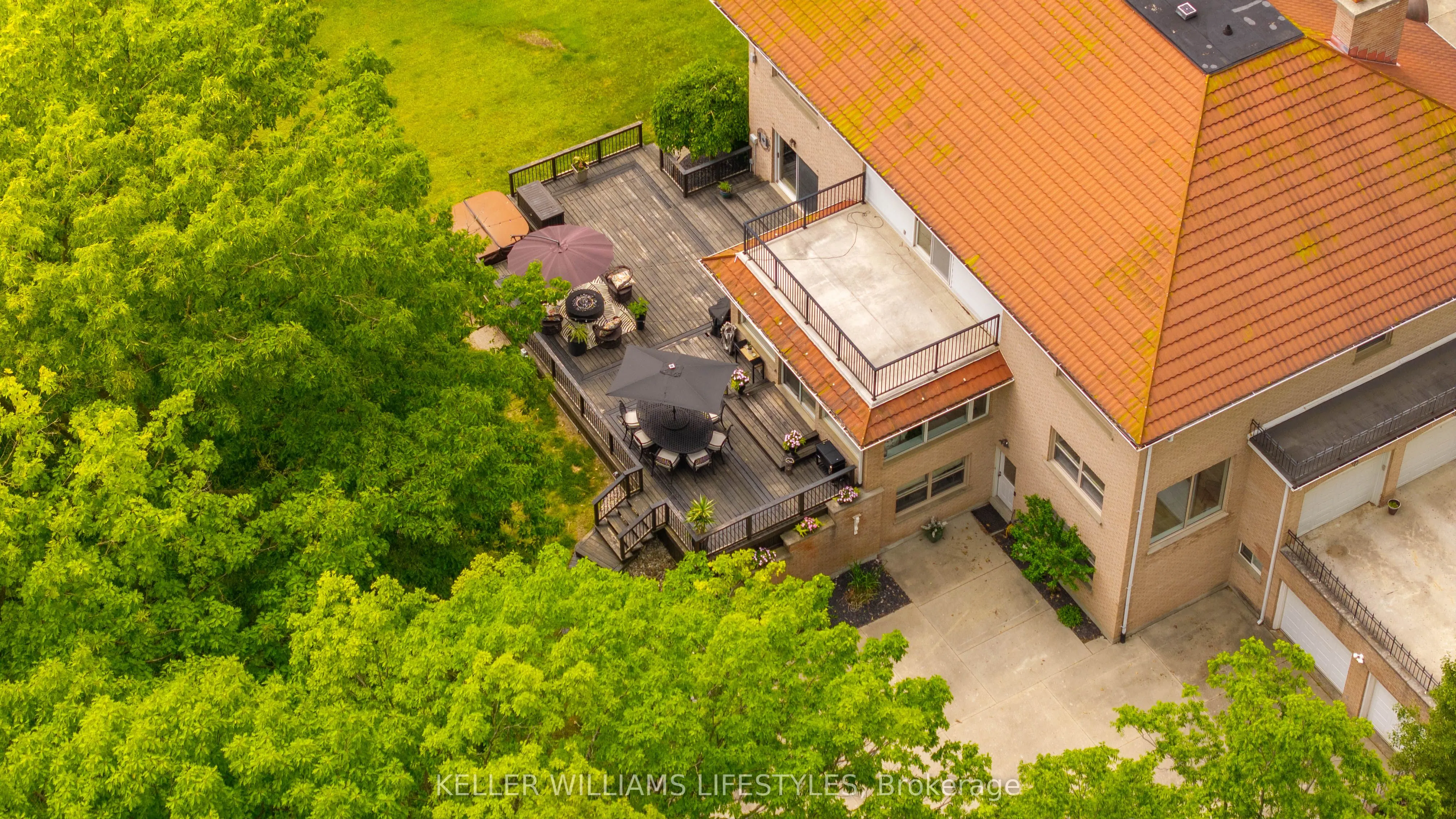 262 Pinetree Lane