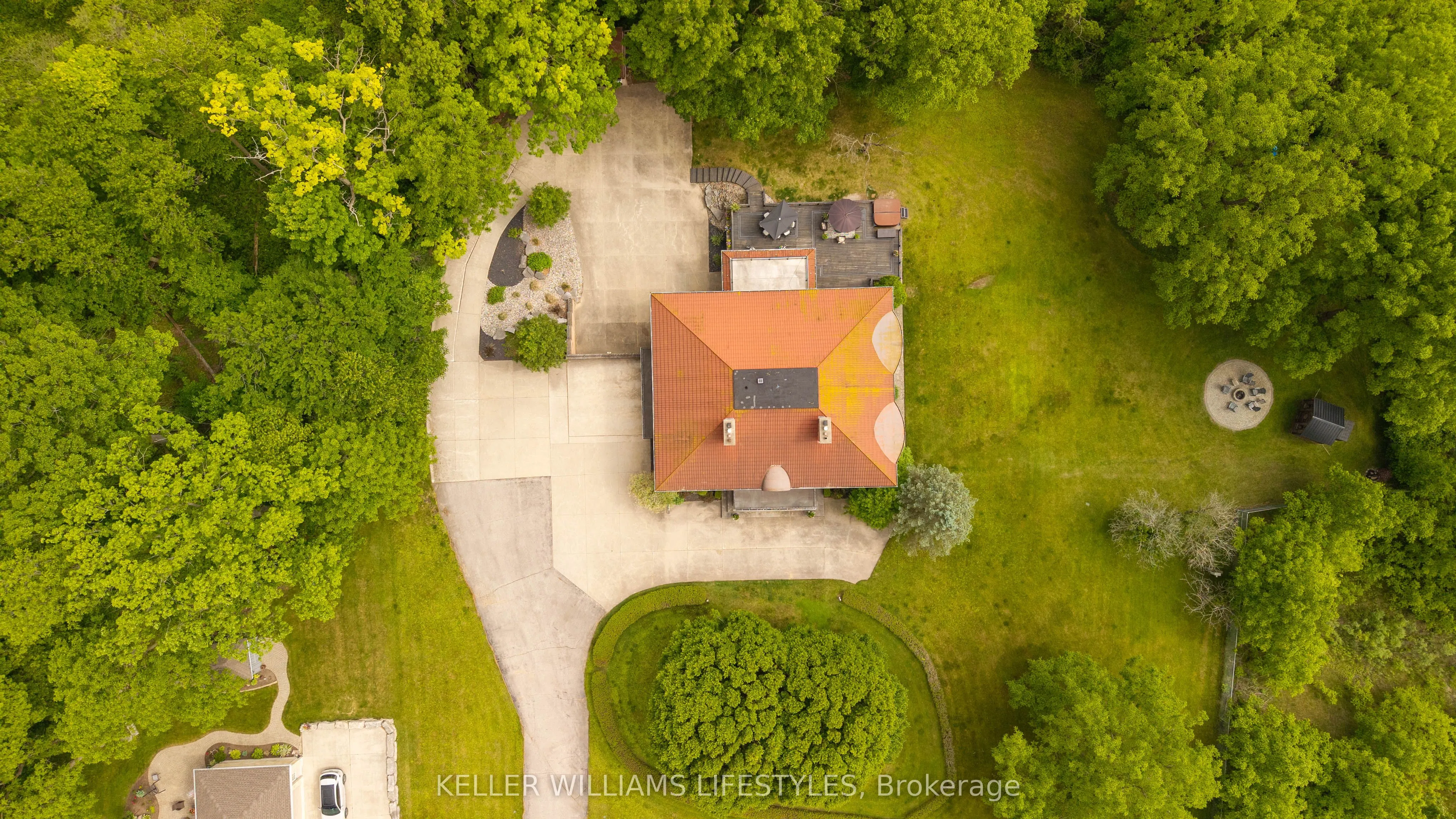 262 Pinetree Lane