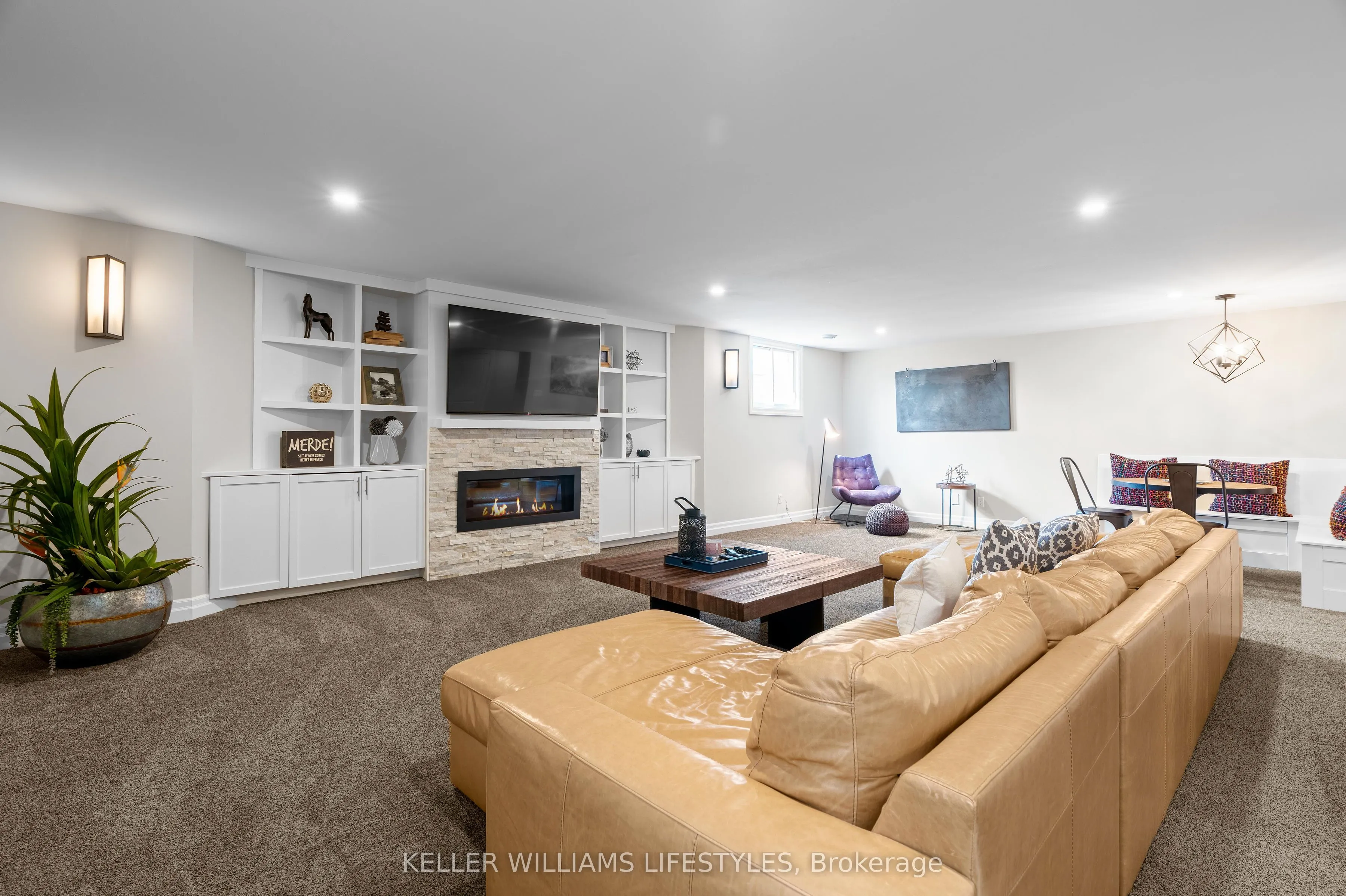 262 Pinetree Lane