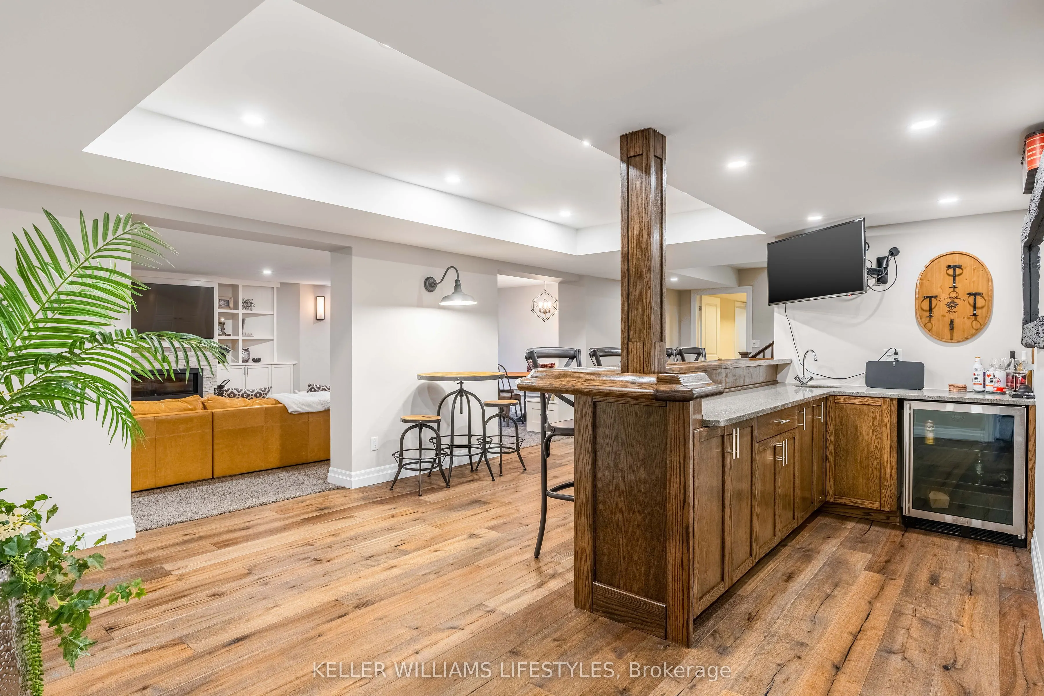 262 Pinetree Lane