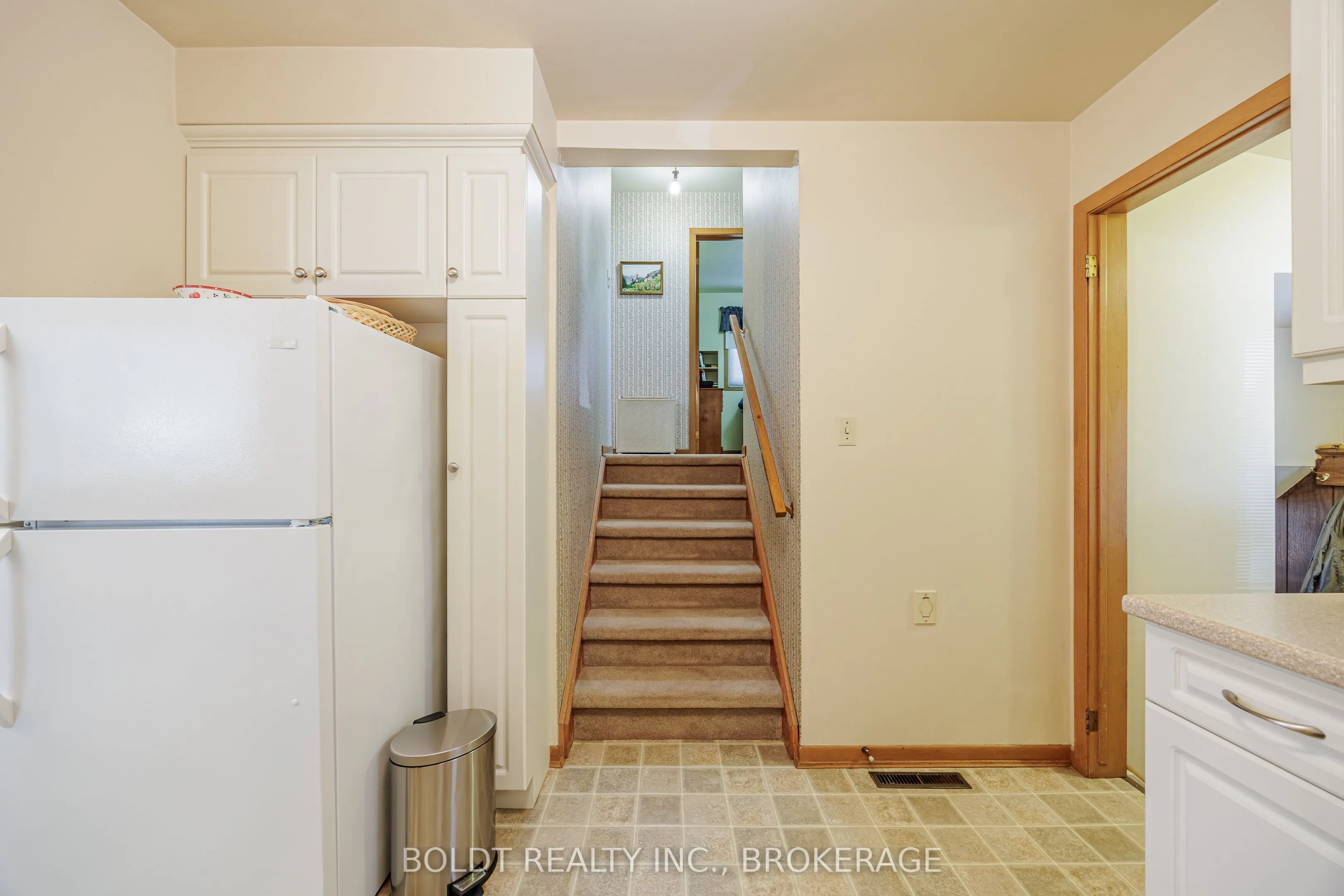 71 Windward Street
