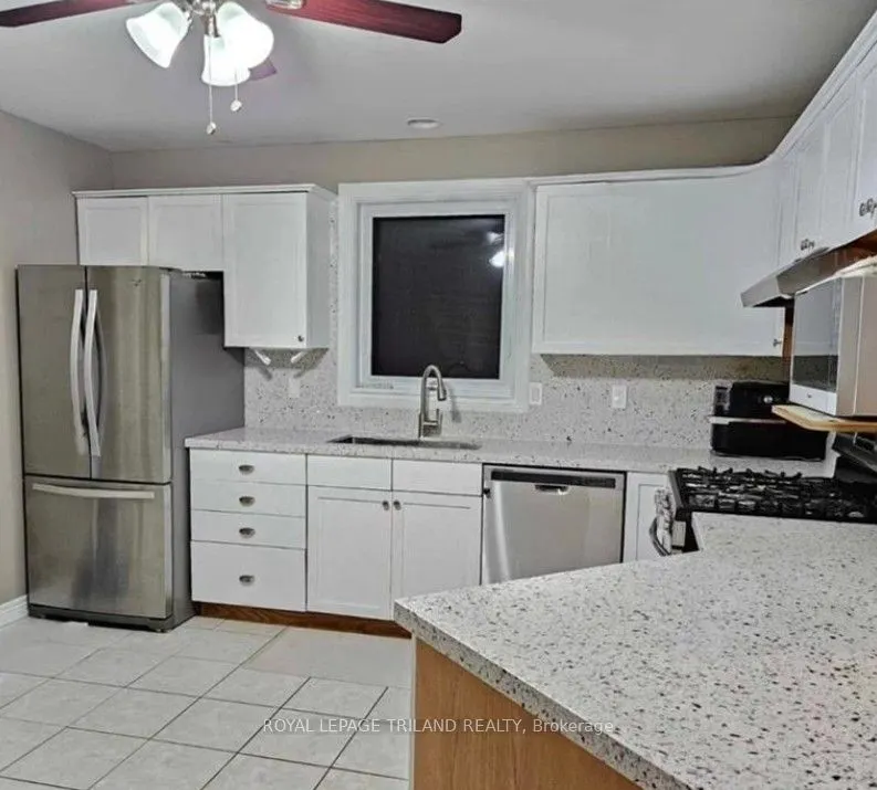 7 KARSTEN Avenue