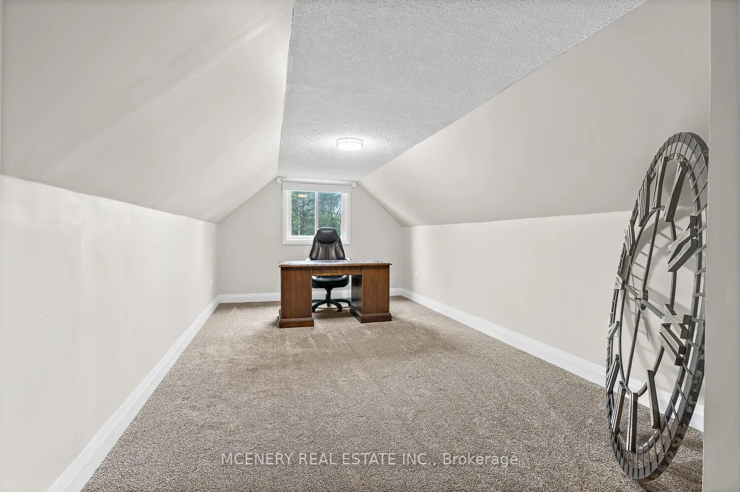 9739 10th Side Road
