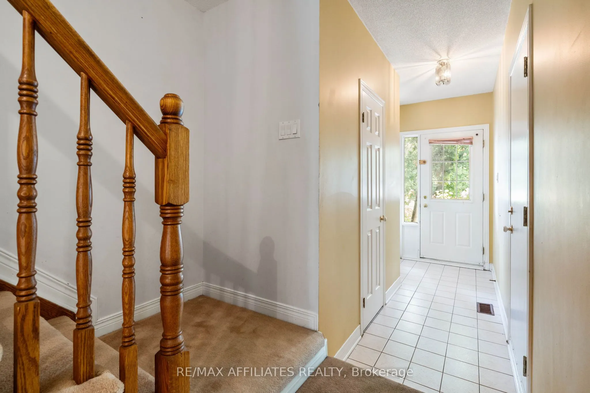 35 Locheland Crescent