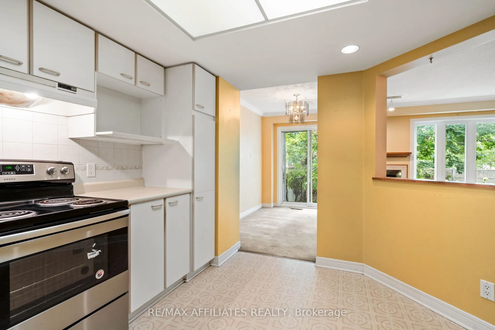 35 Locheland Crescent