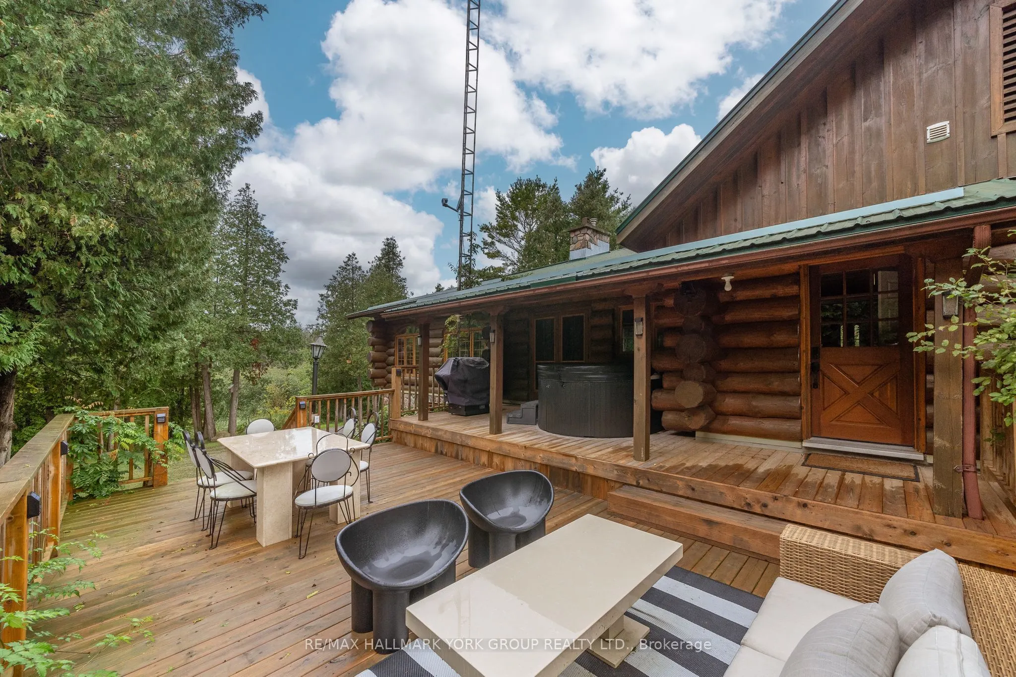 768 Traceys Hill Road