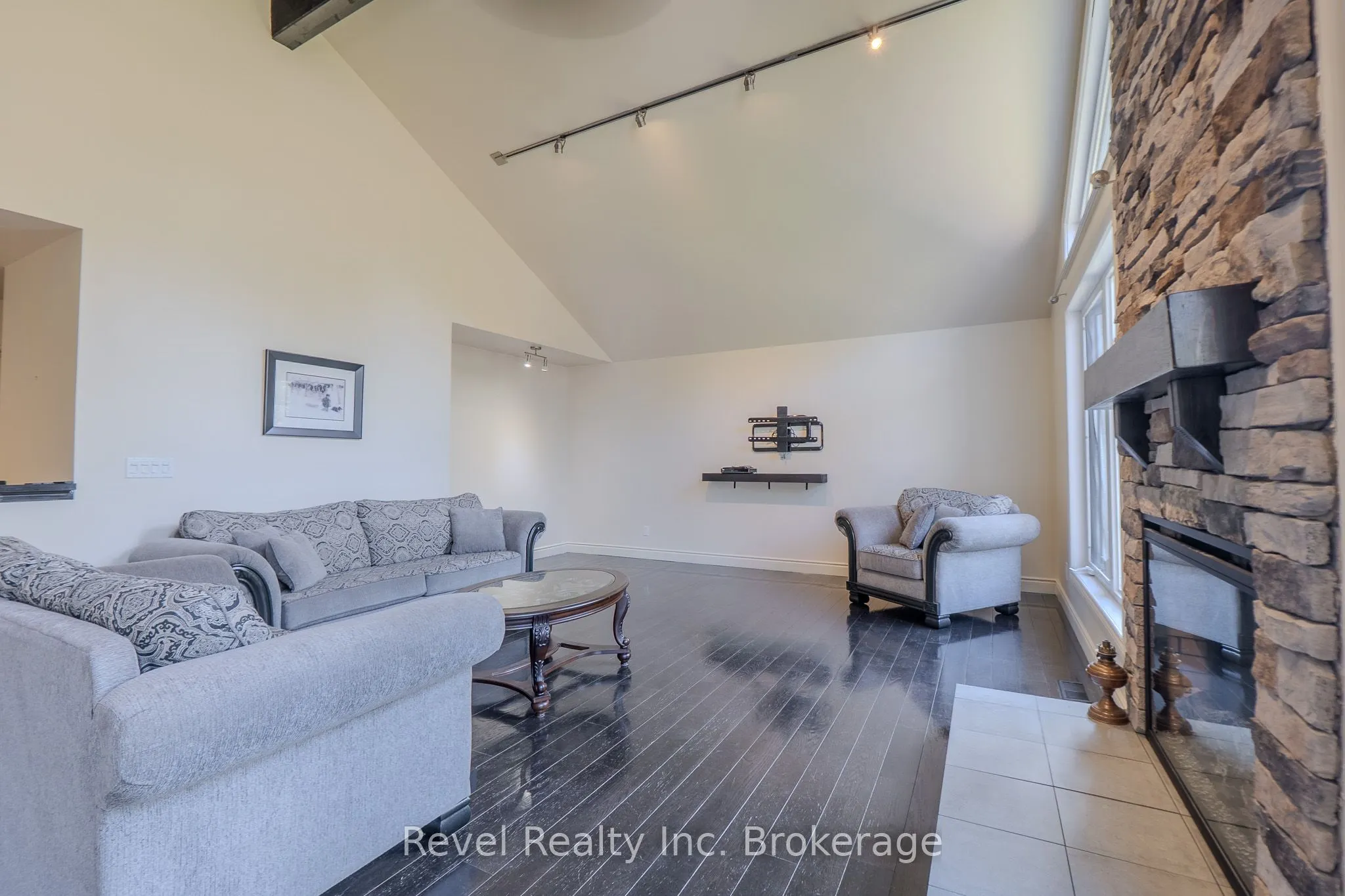 362 Chadbourne Drive