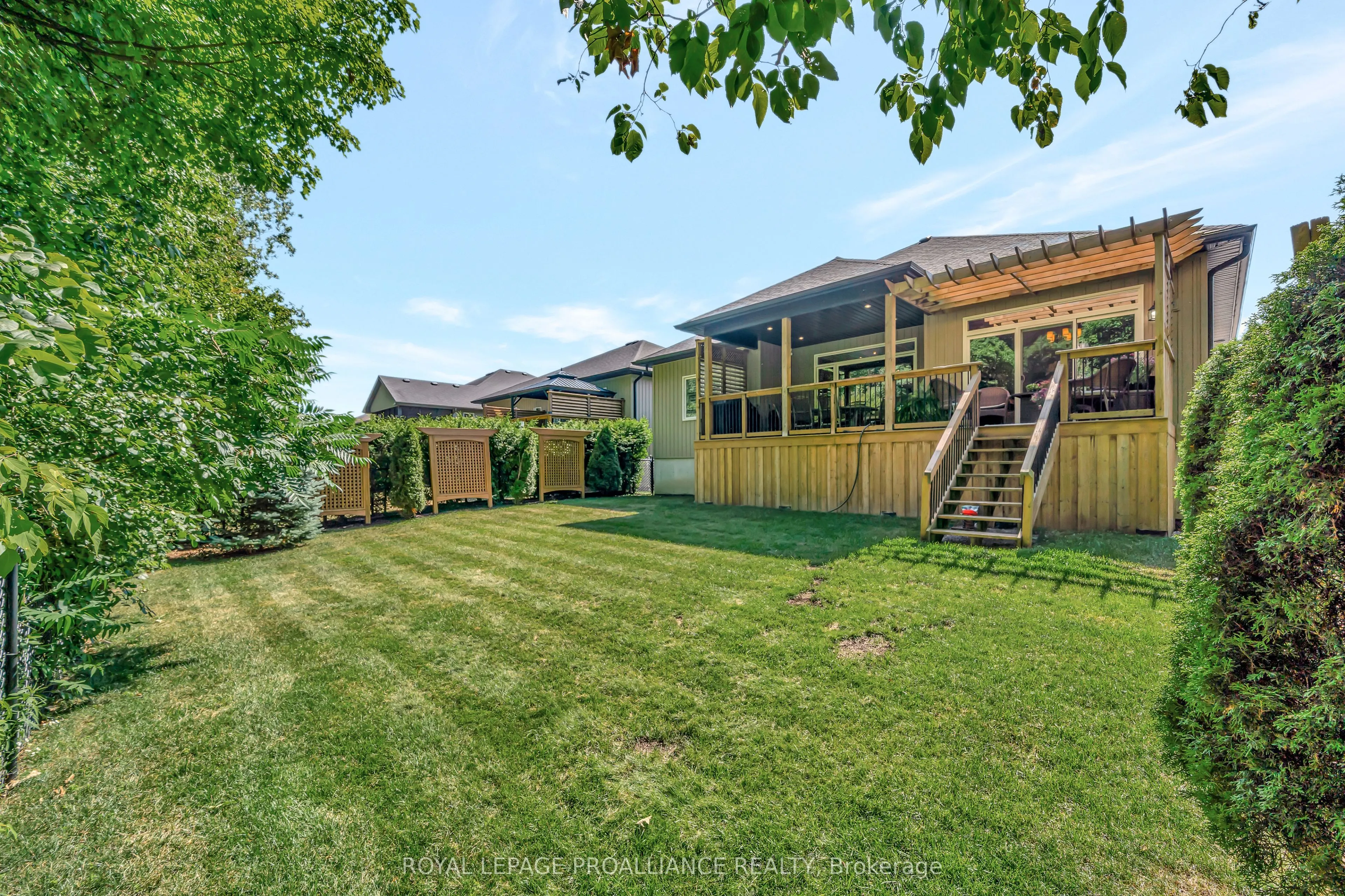 27 Autumn Grove
