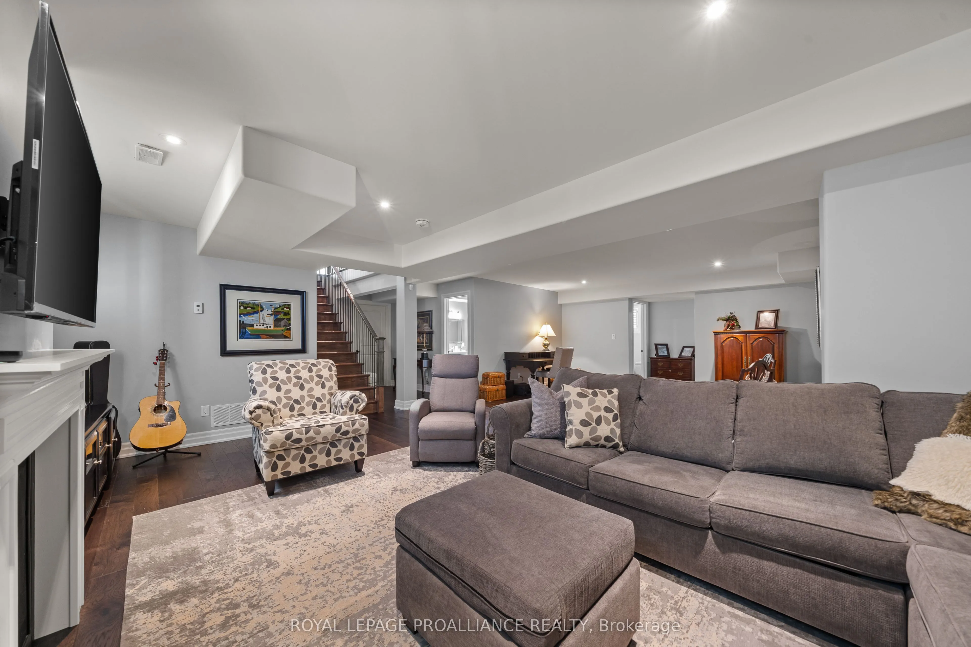 27 Autumn Grove