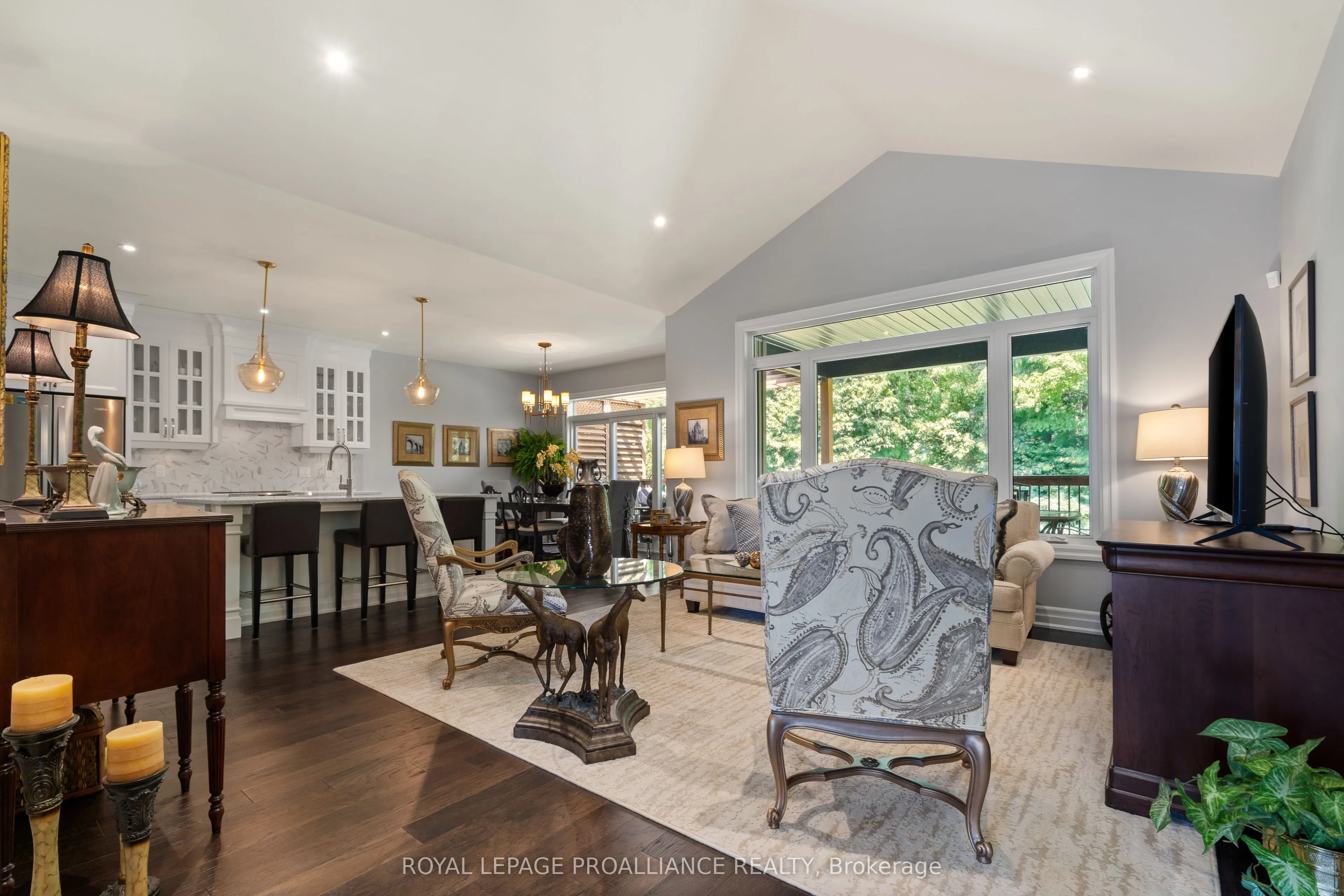 27 Autumn Grove
