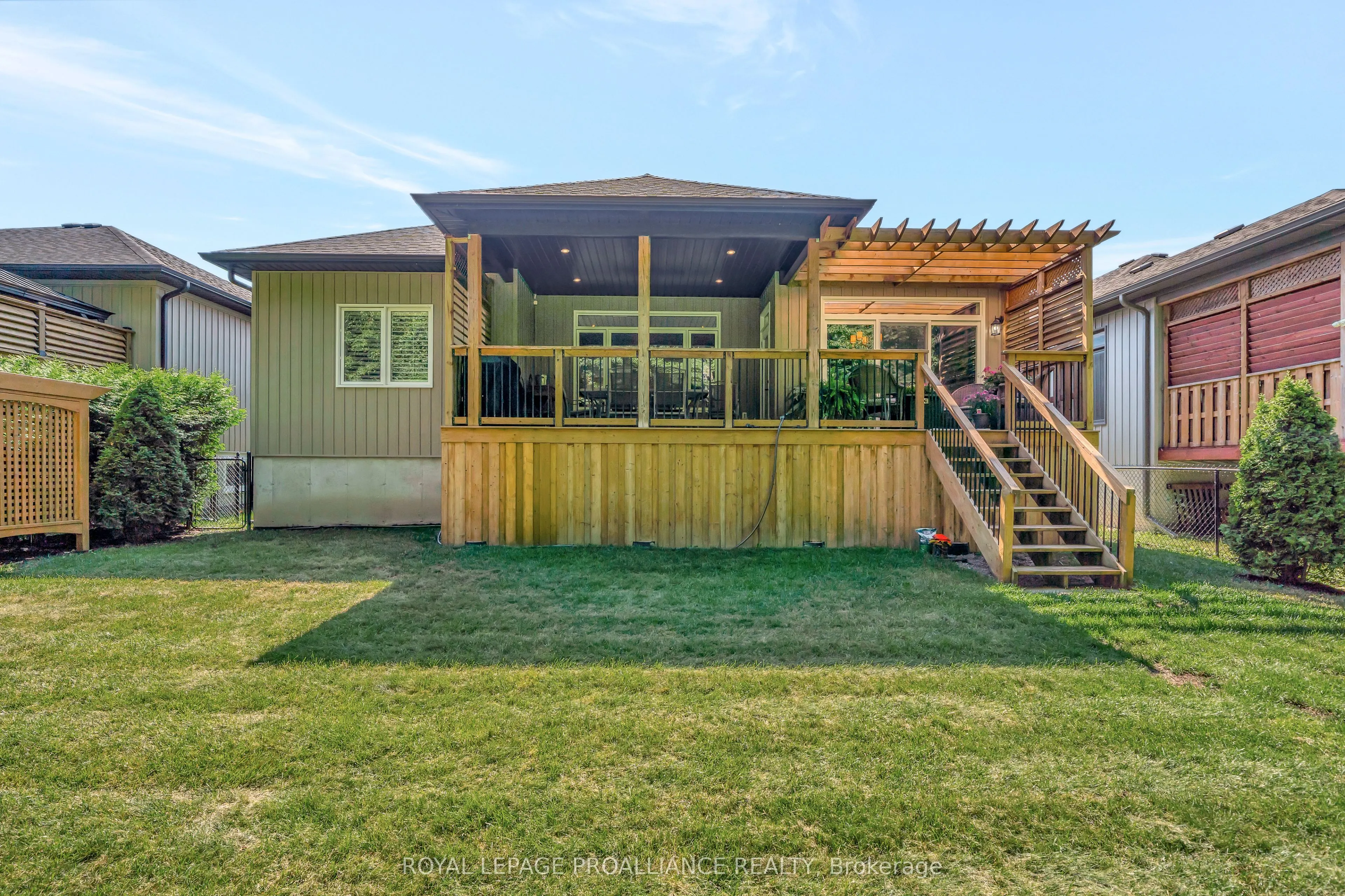 27 Autumn Grove