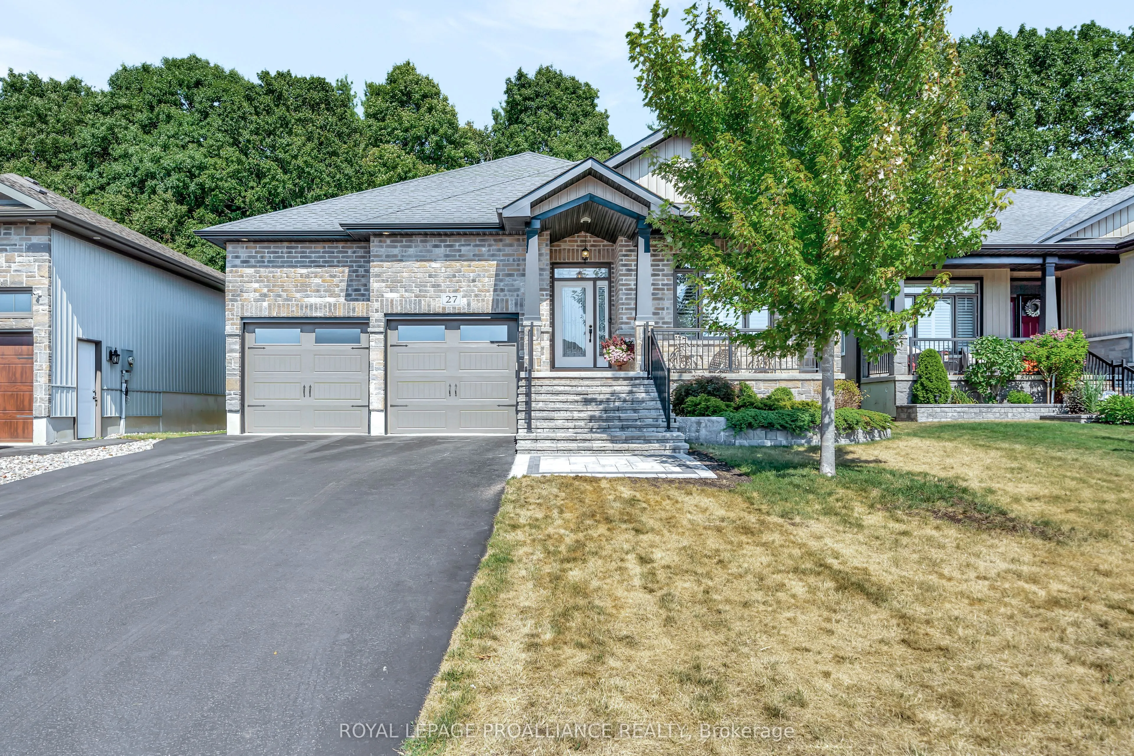 27 Autumn Grove