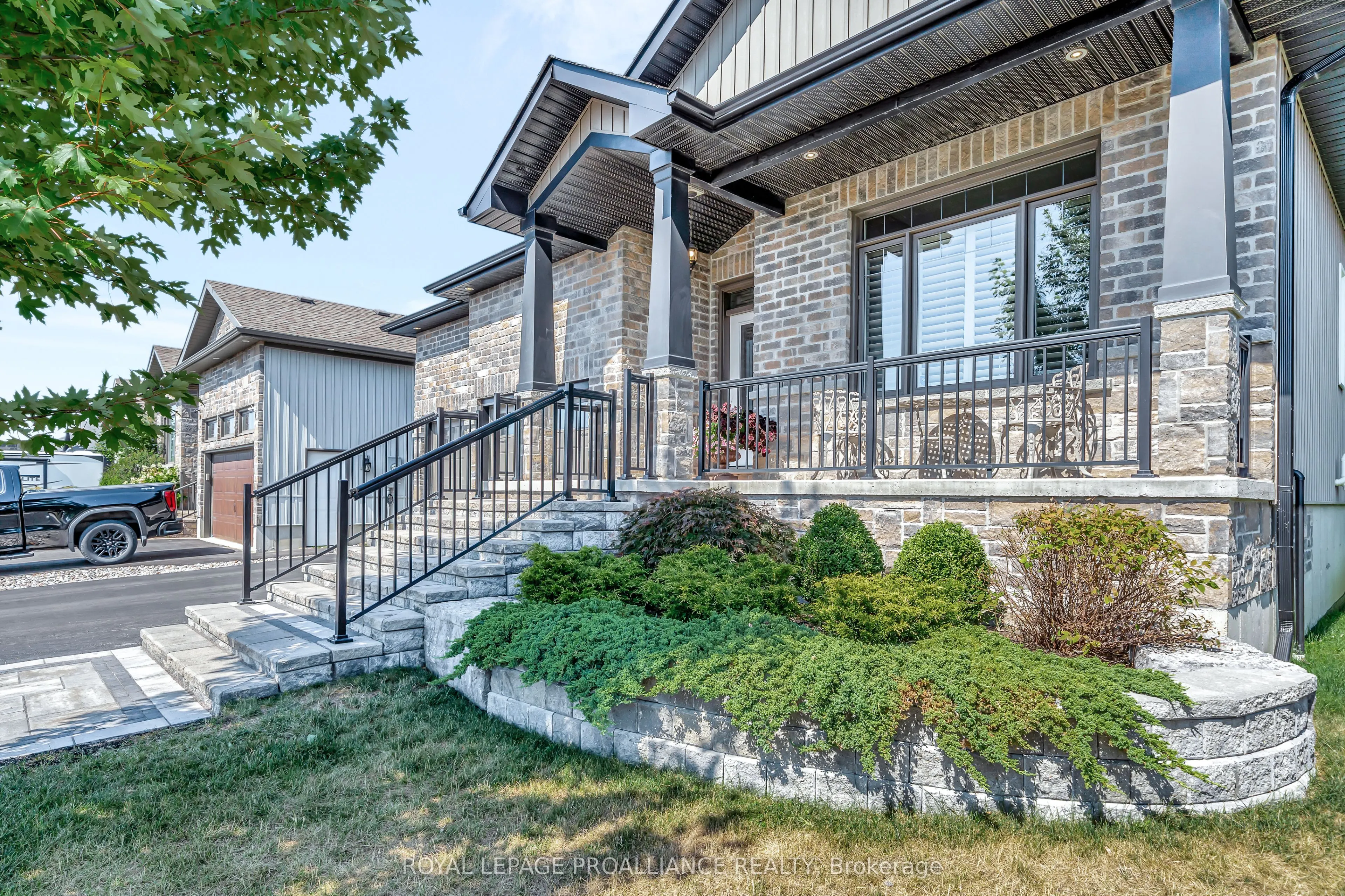 27 Autumn Grove