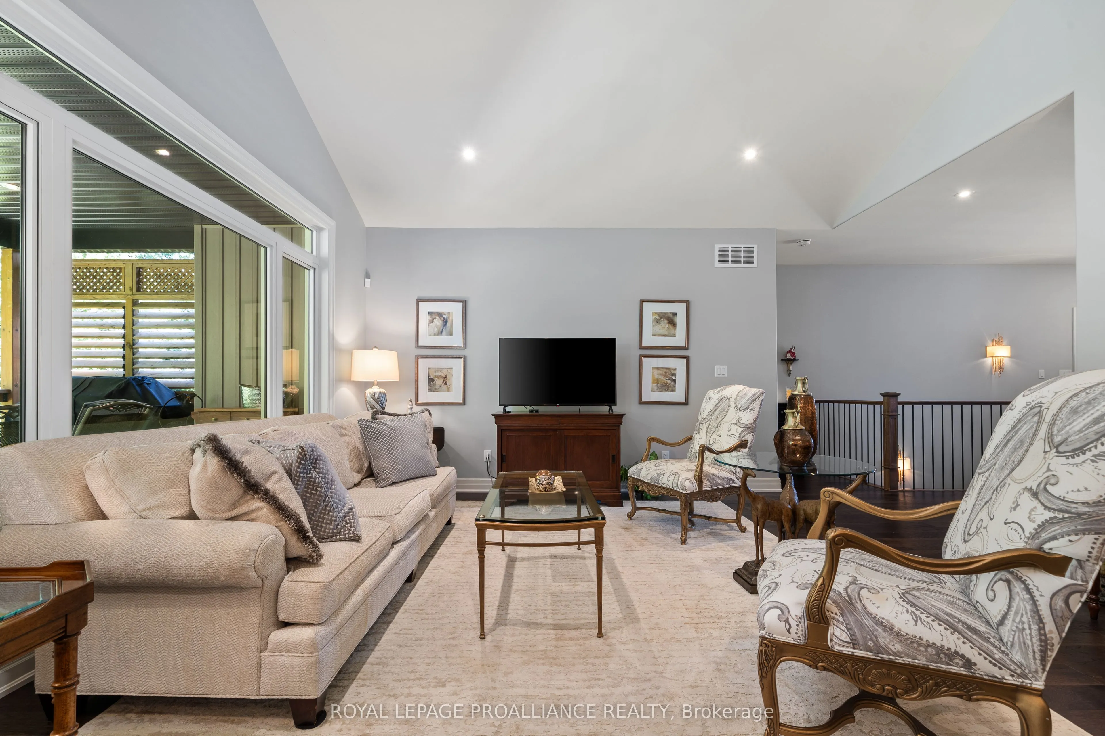 27 Autumn Grove