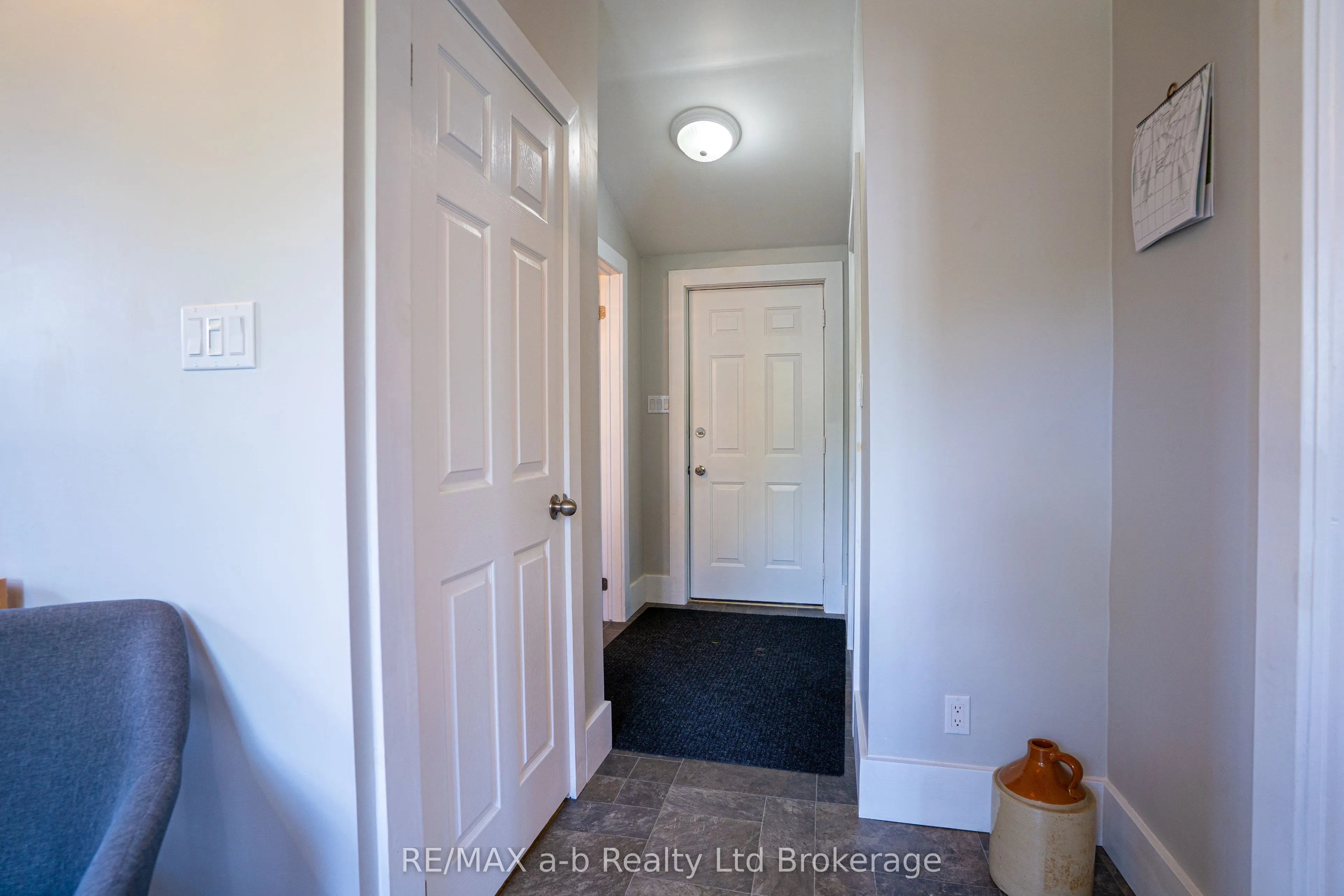 671 Henry Street