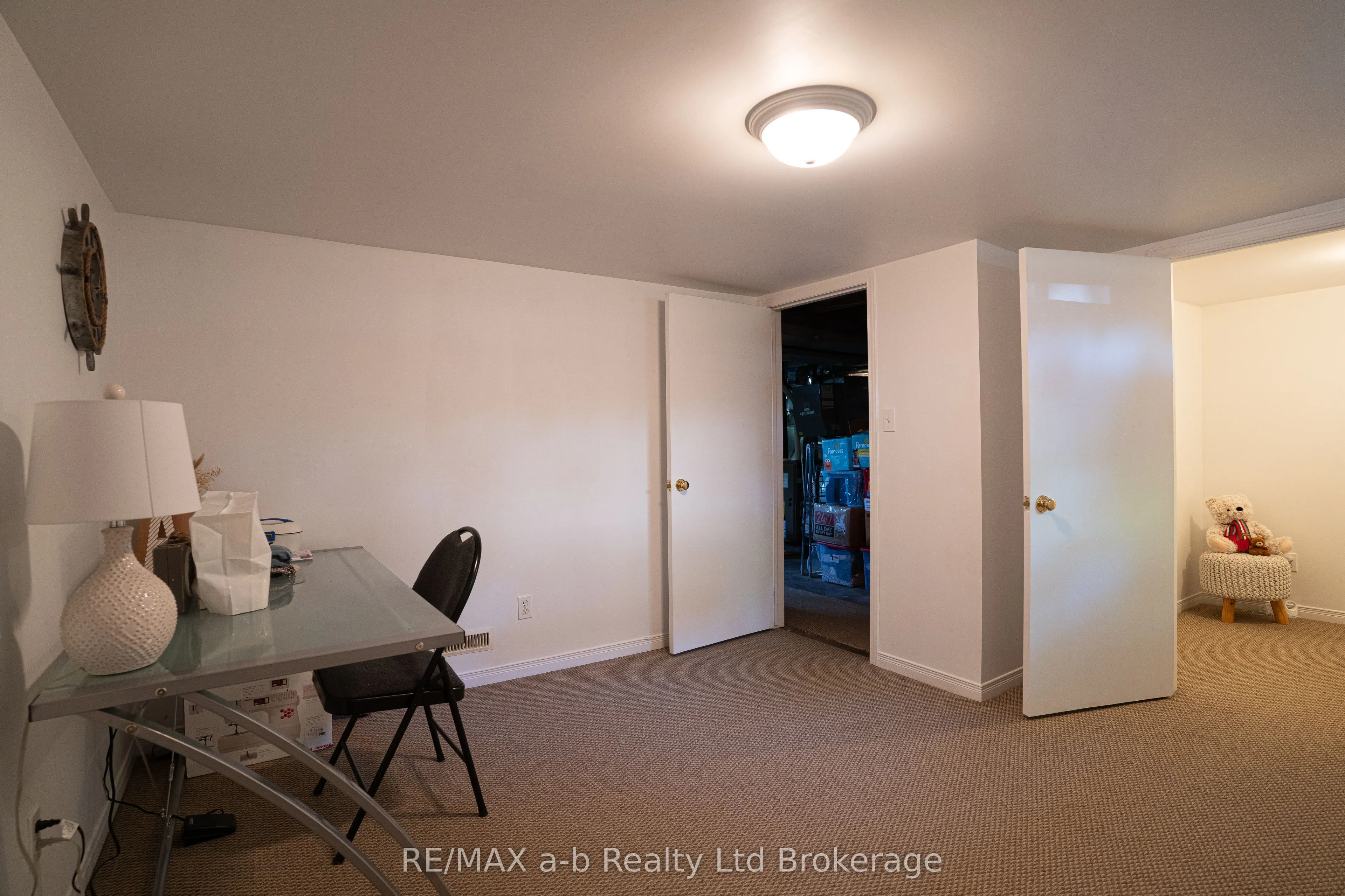 671 Henry Street