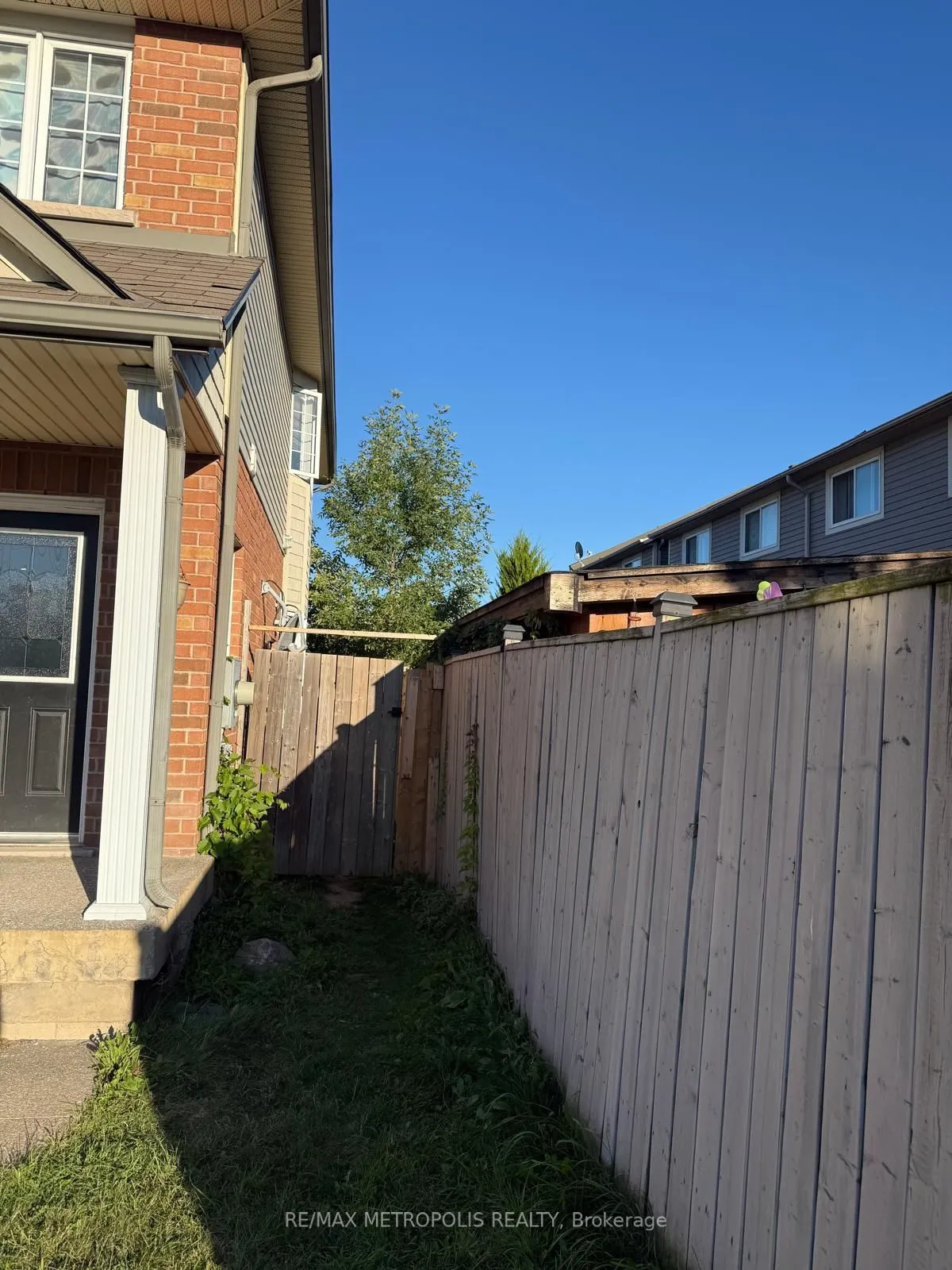 28 Dartmouth Gate, #Bsmt