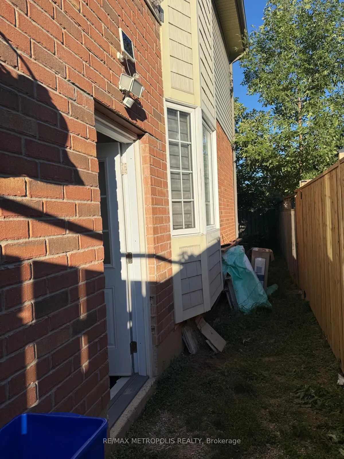 28 Dartmouth Gate, #Bsmt