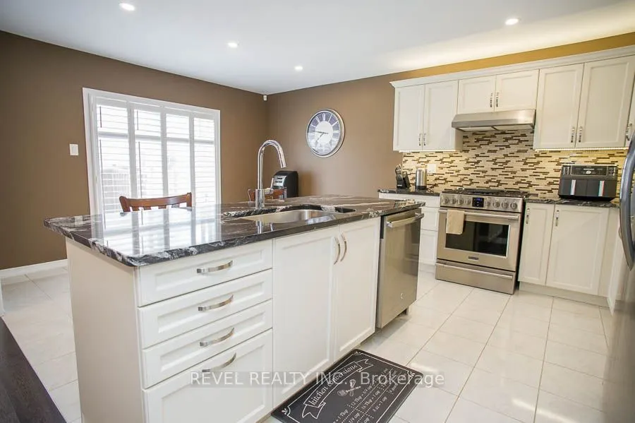 15 Wilmot Road