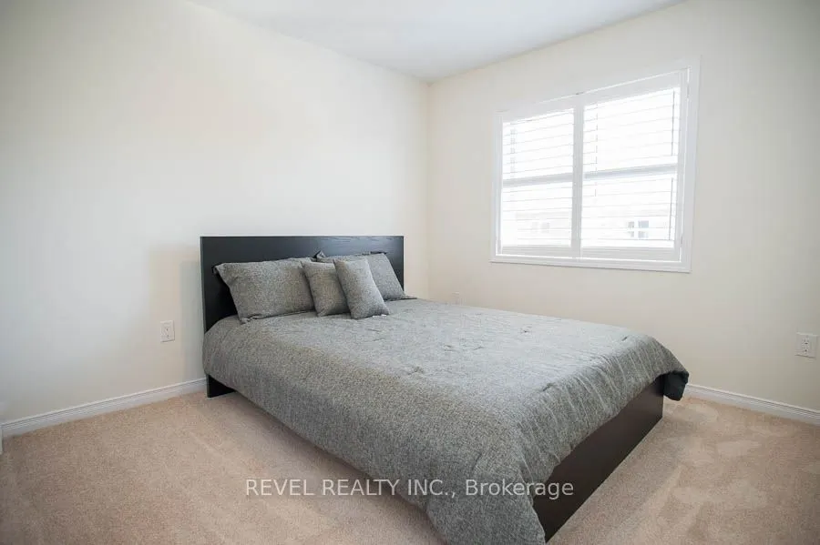 15 Wilmot Road