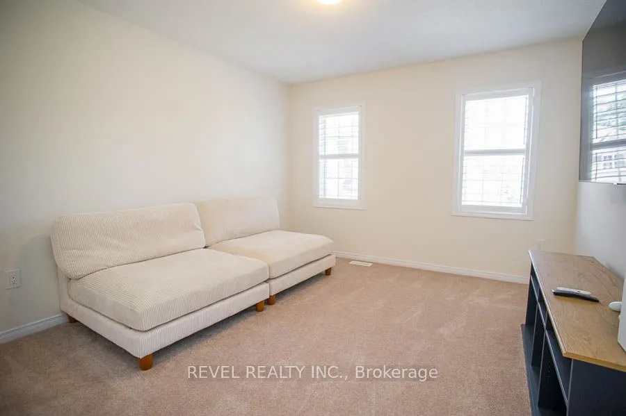 15 Wilmot Road