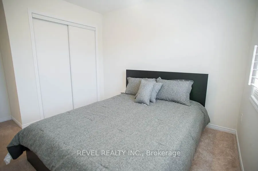 15 Wilmot Road