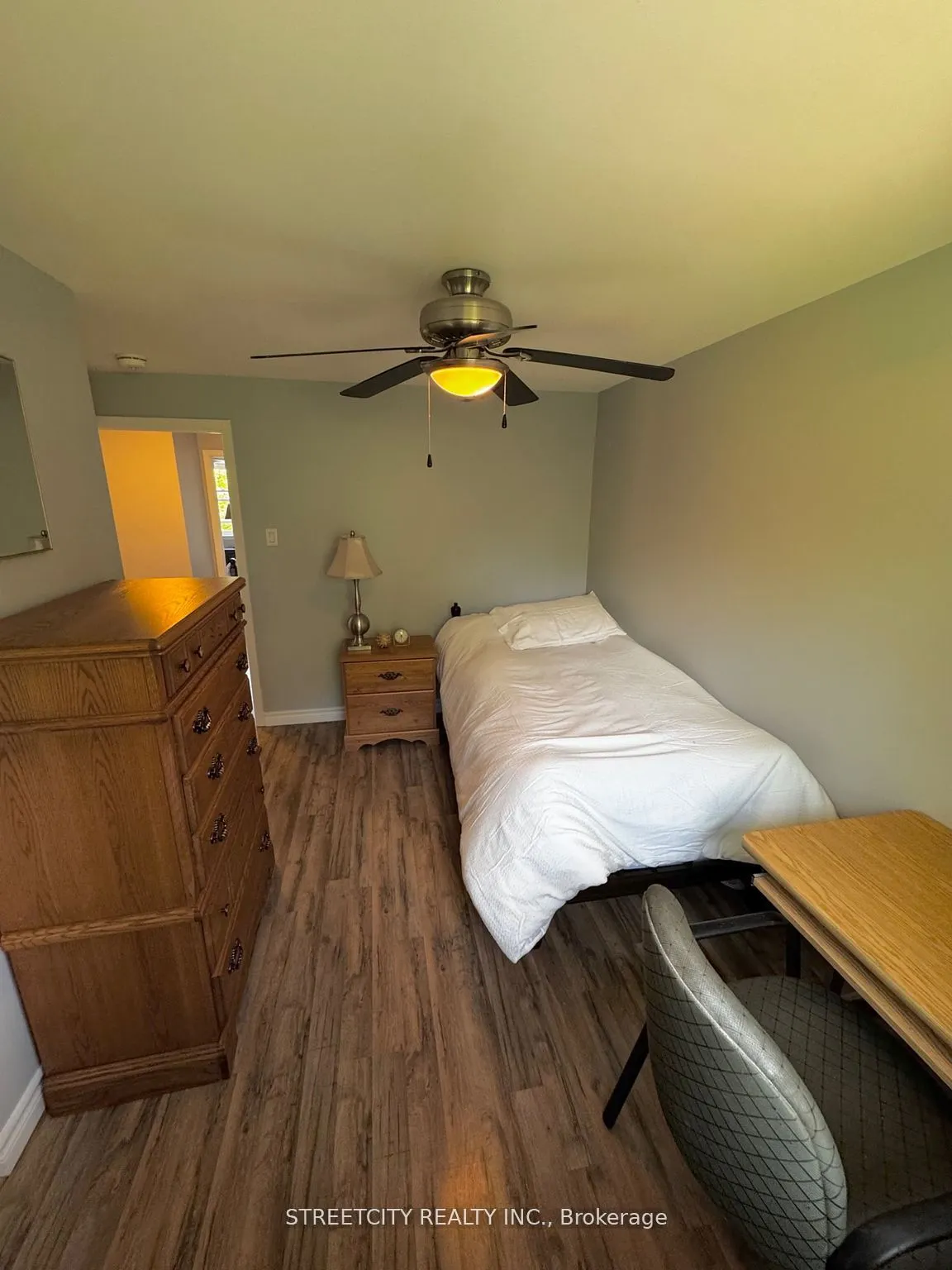 237 Homestead(Room) Crescent