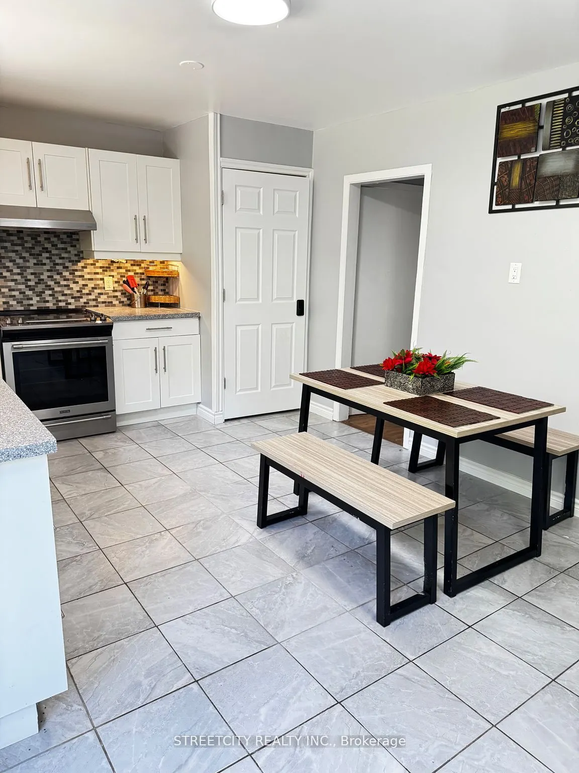 237 Homestead(Room) Crescent