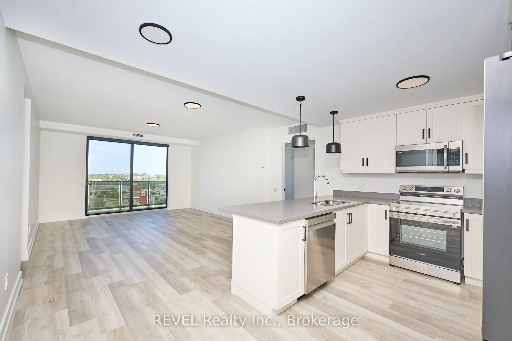 300B Fourth Avenue, #504