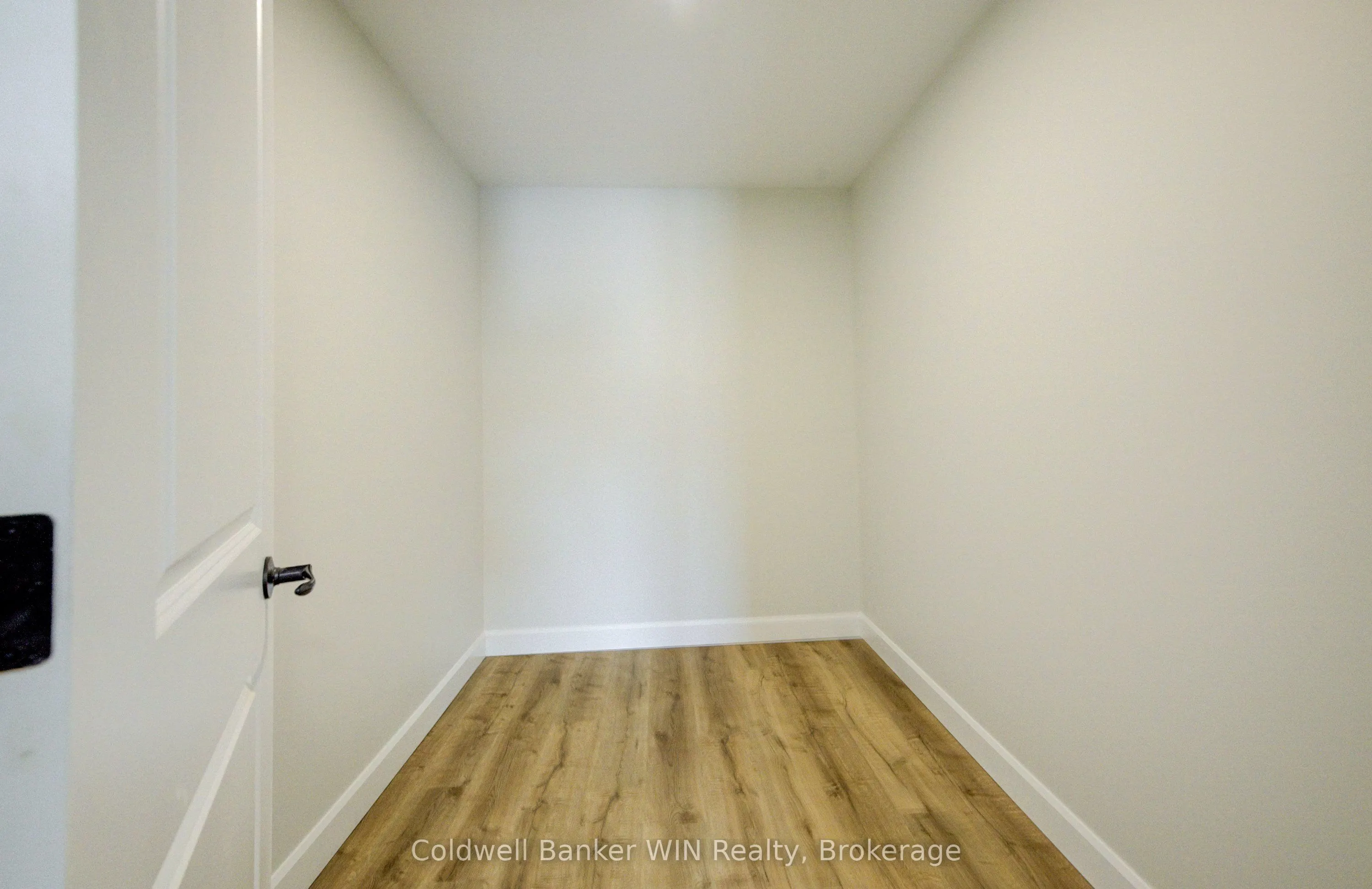 217 ELGIN Street
