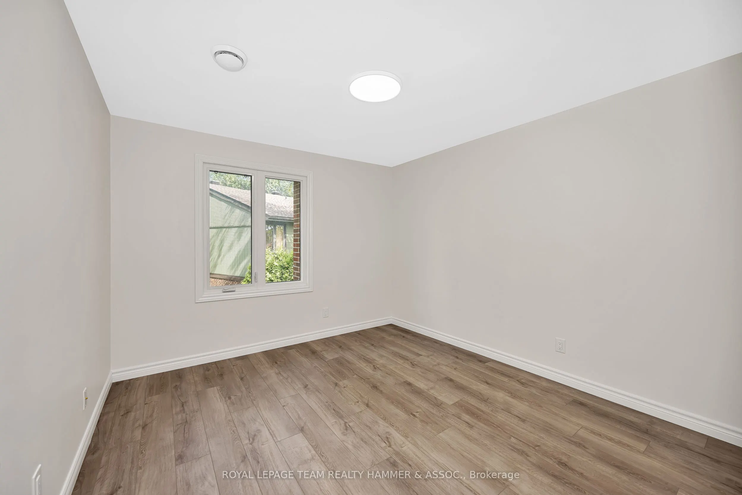 8 Chisholm Court