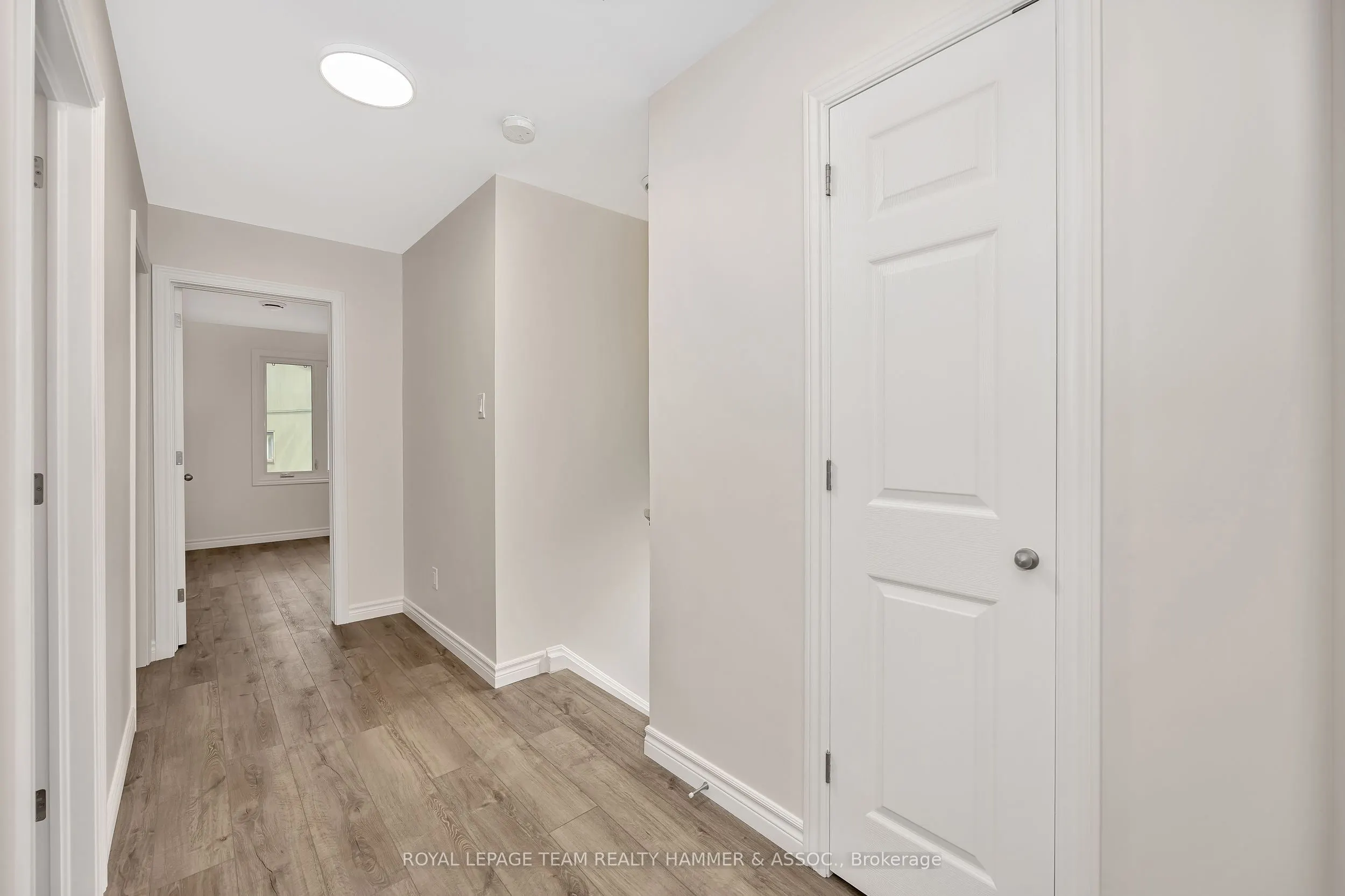 8 Chisholm Court