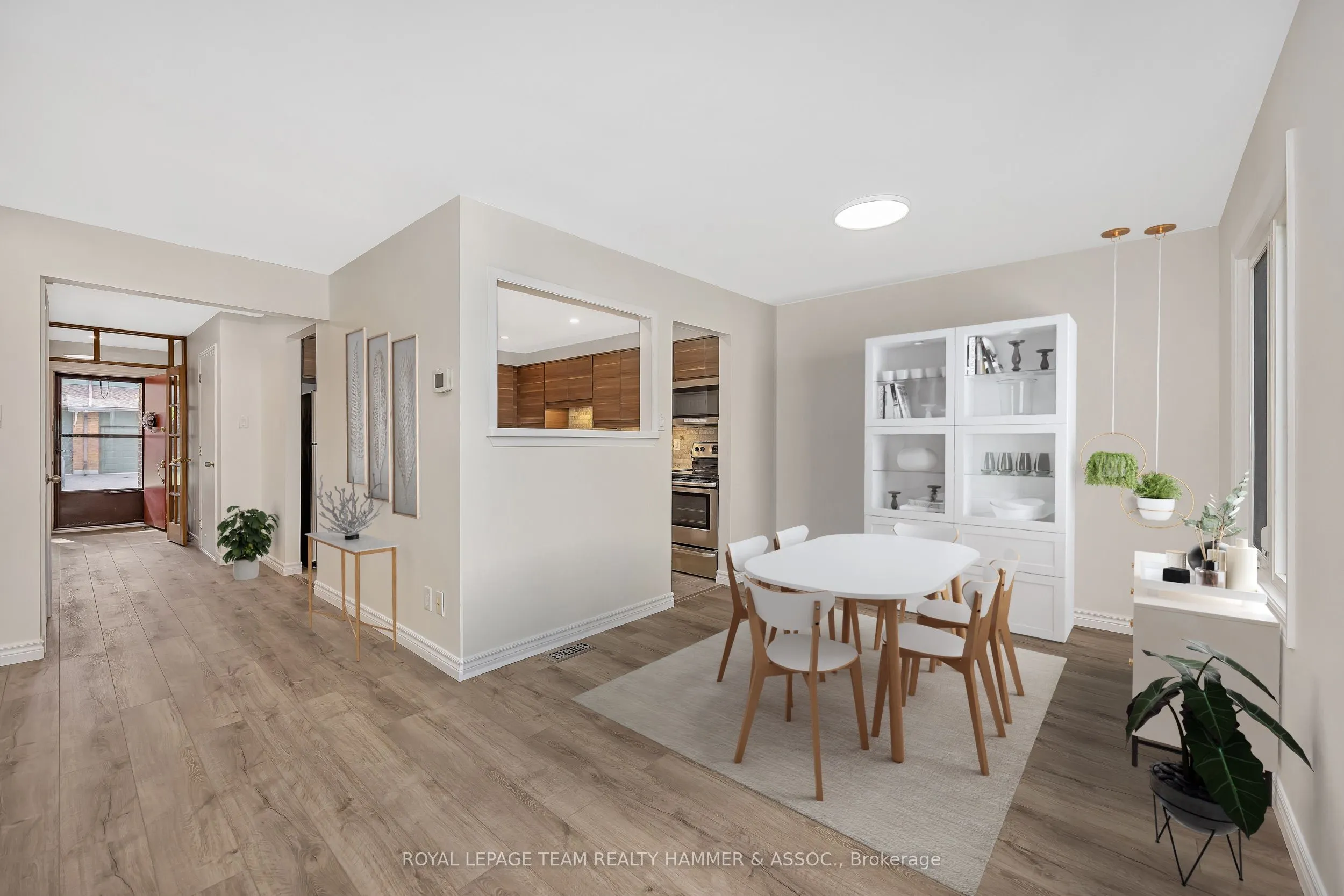 8 Chisholm Court