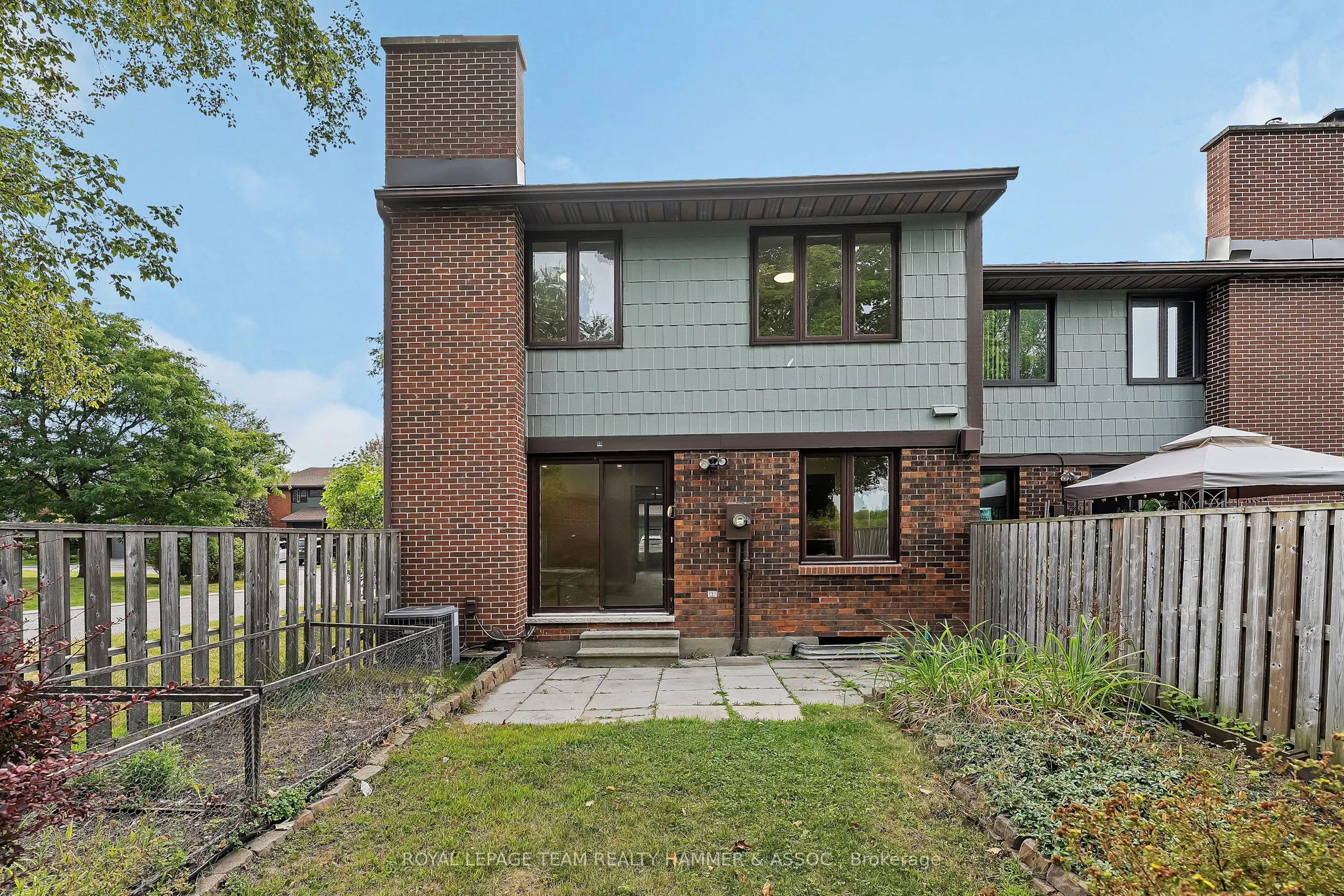8 Chisholm Court