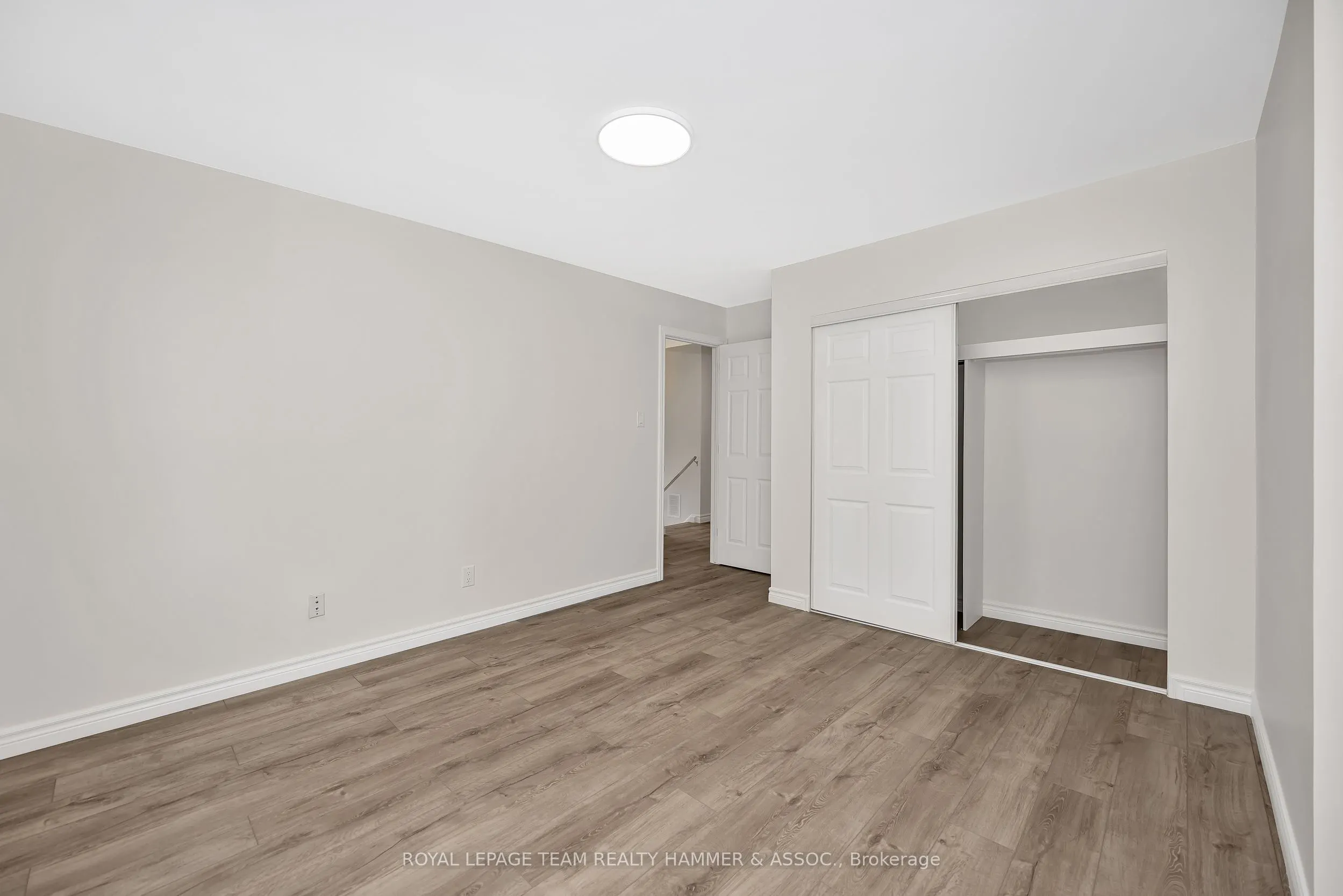 8 Chisholm Court