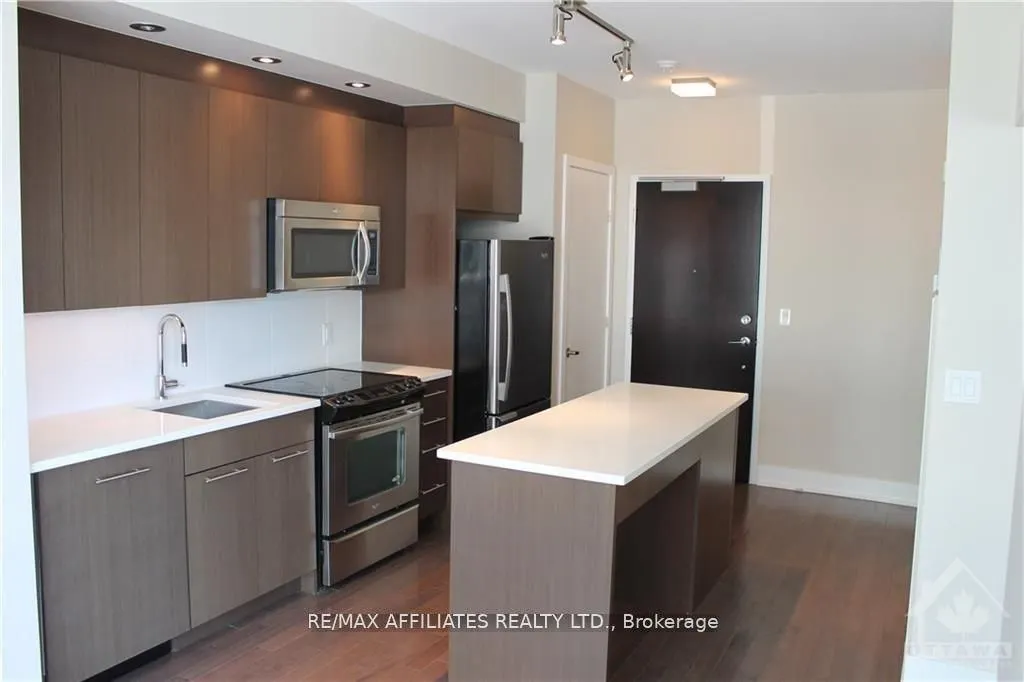 360 Patricia Avenue, #515