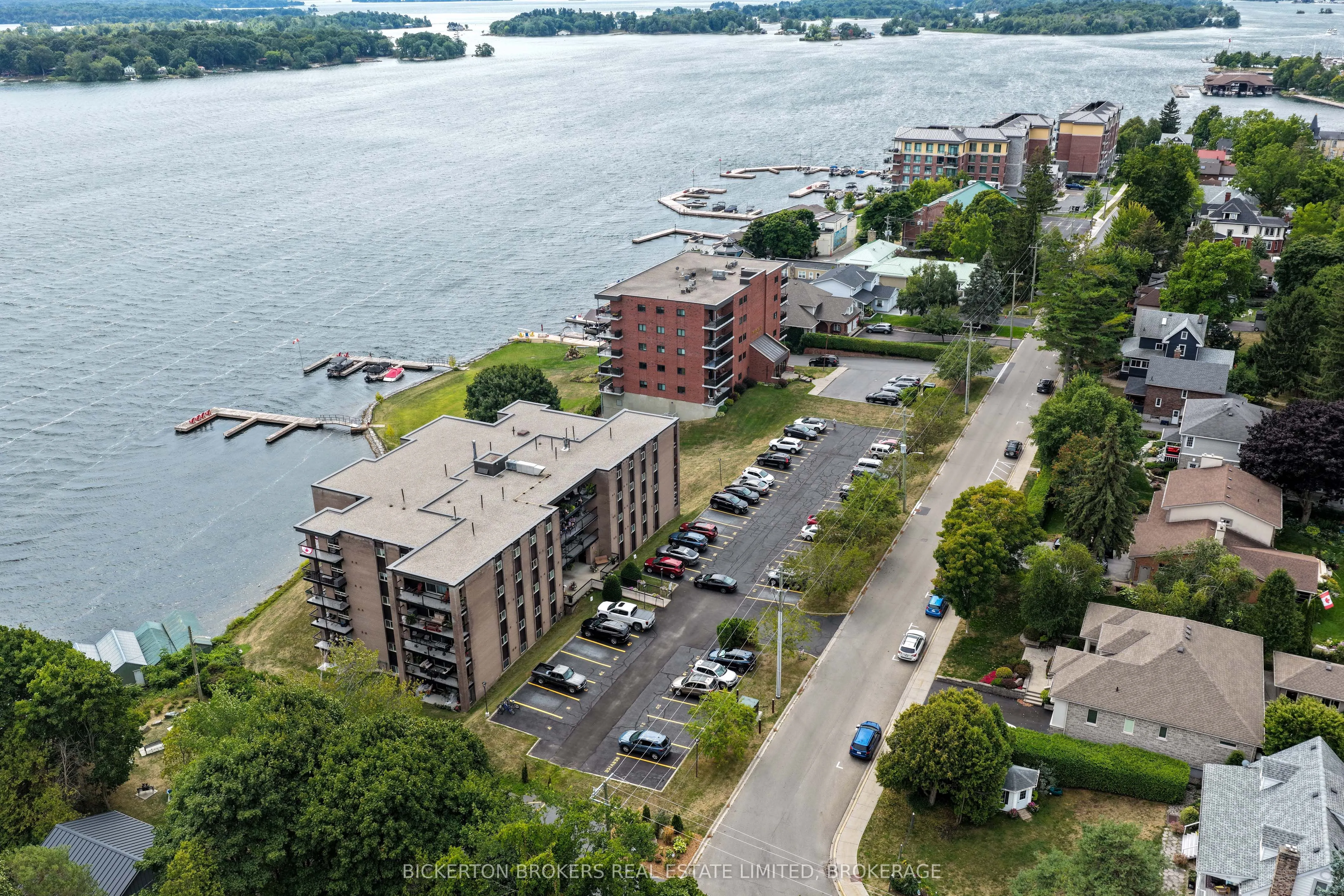610 William Street S, #301