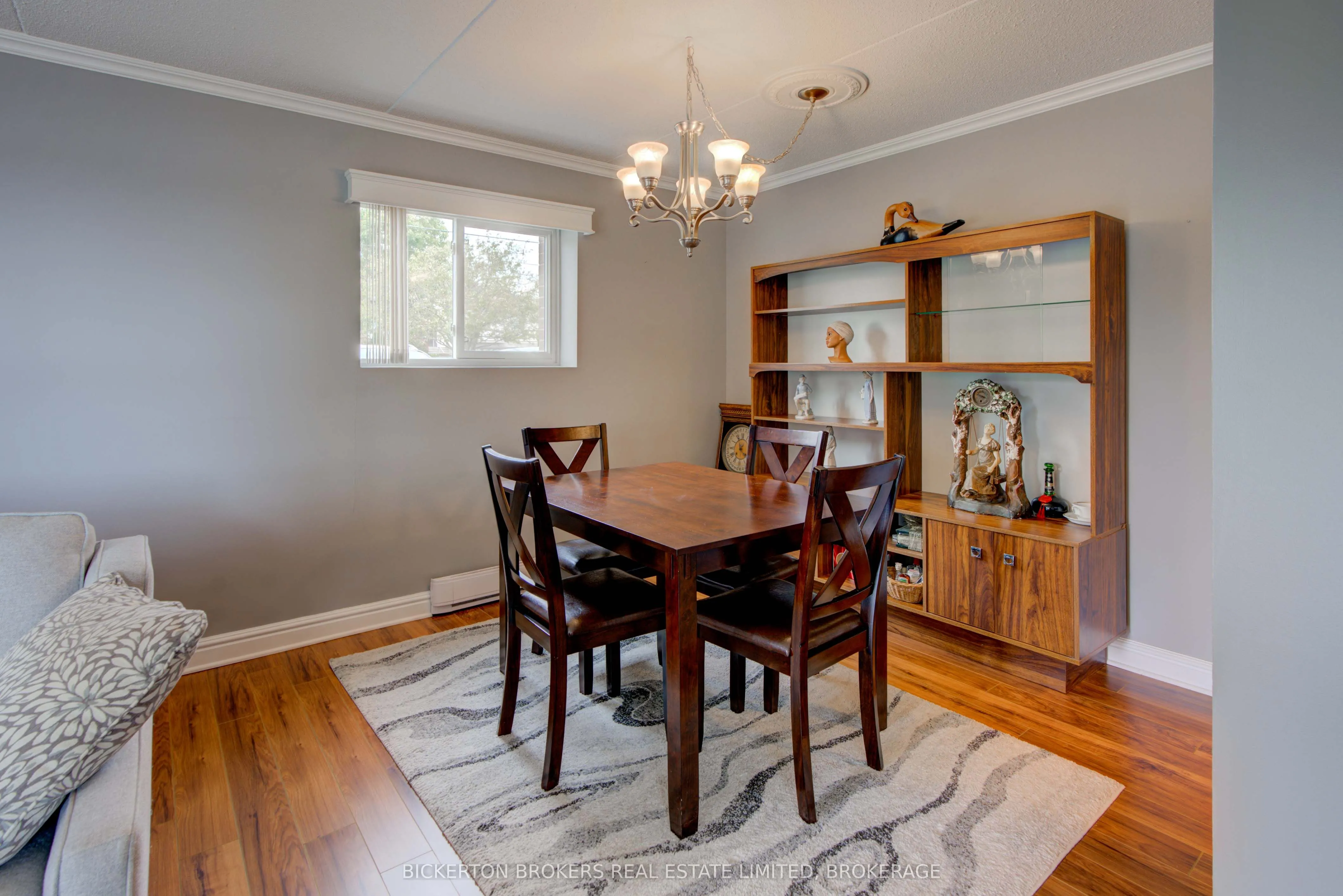 610 William Street S, #301