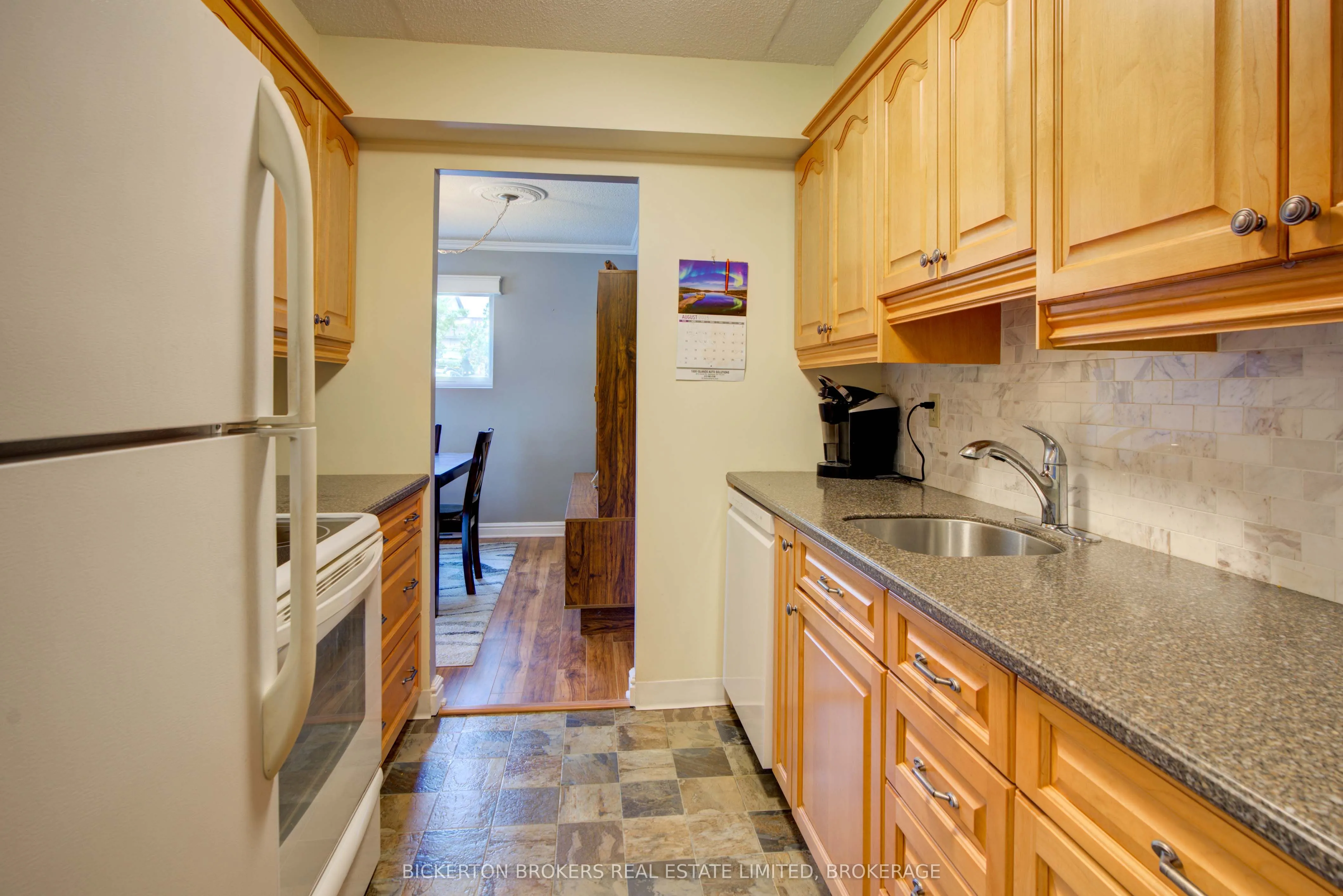 610 William Street S, #301