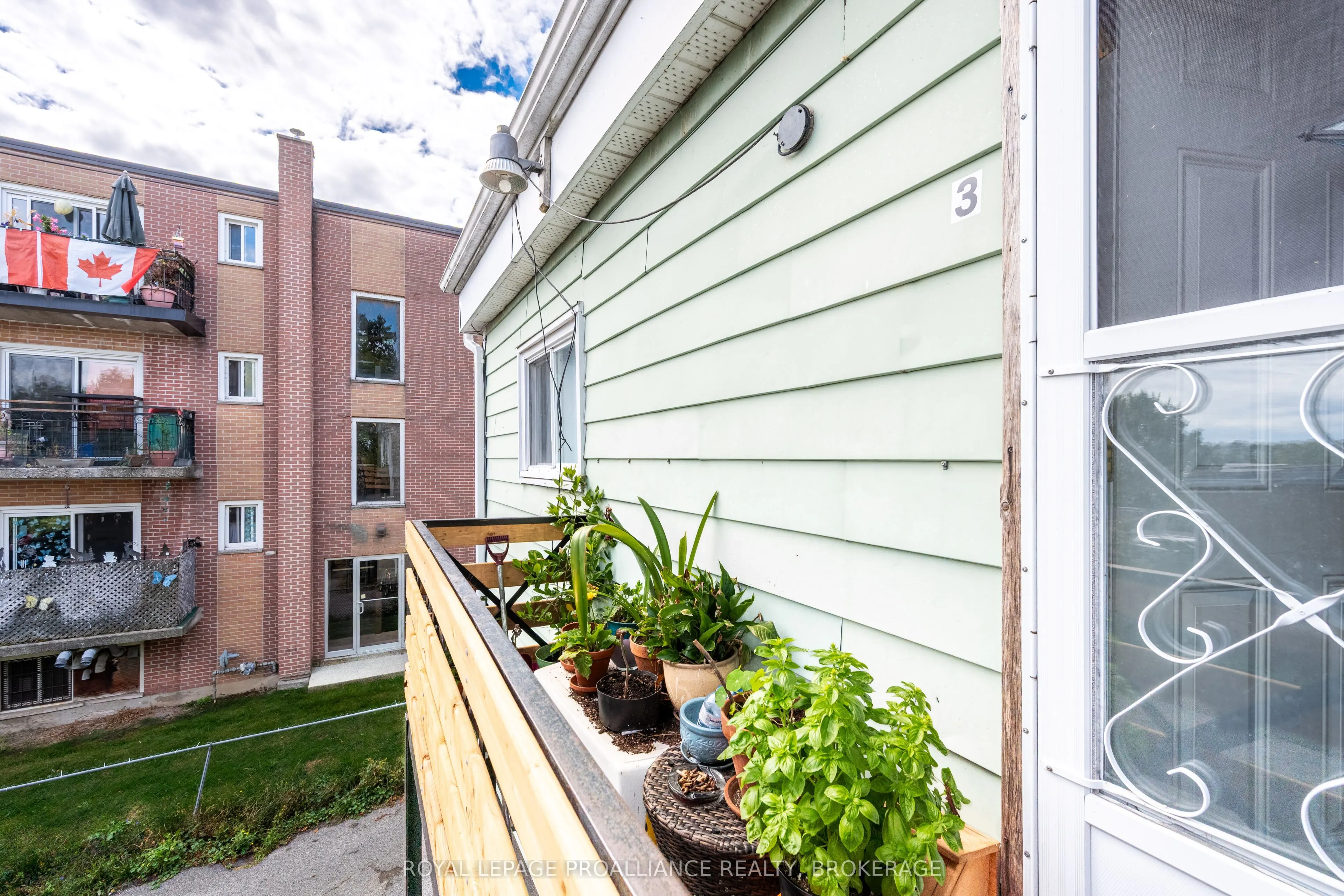271-273 Rideau Street