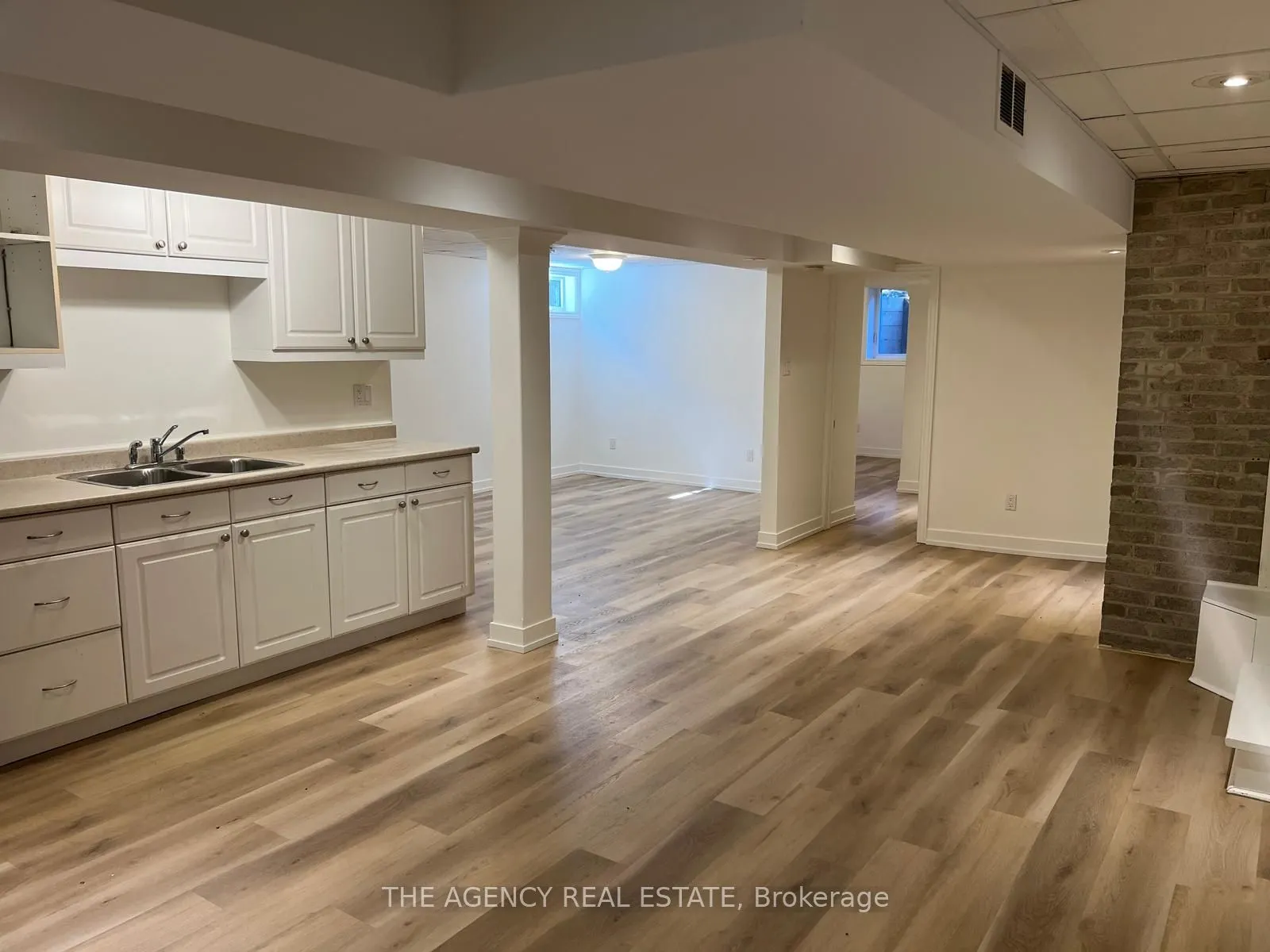 38 Hunt Village Crescent