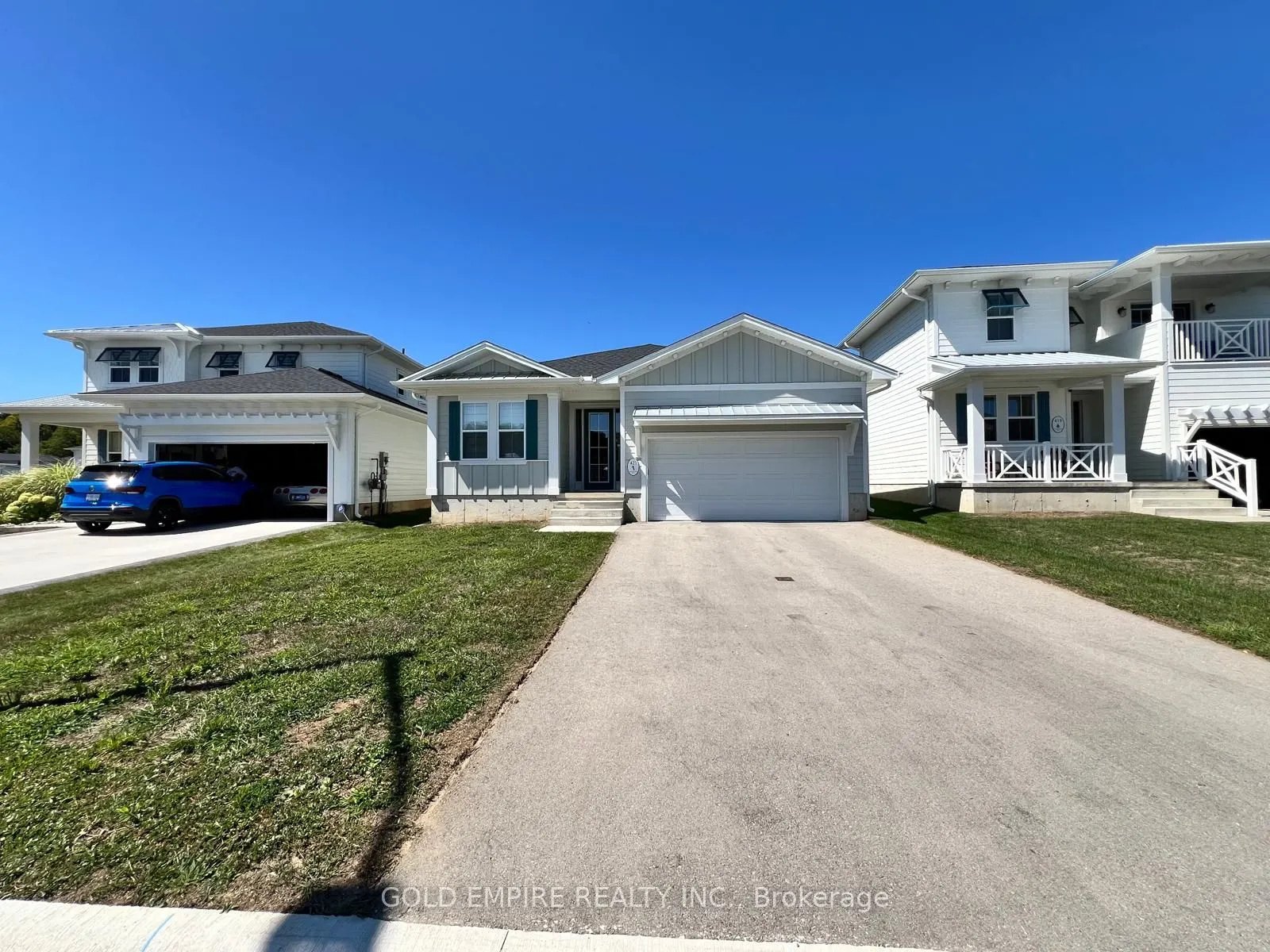 421 BREAKWATER Boulevard