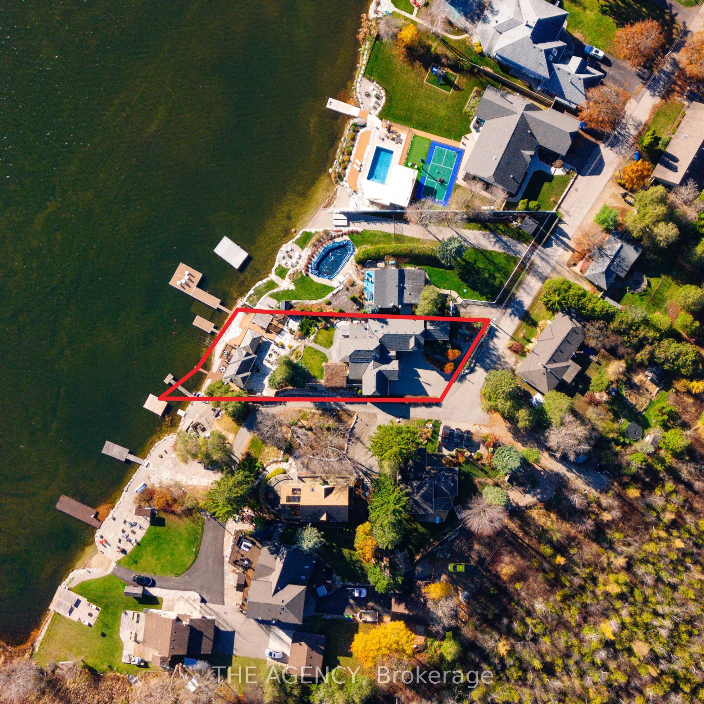 9 Lake Avenue E