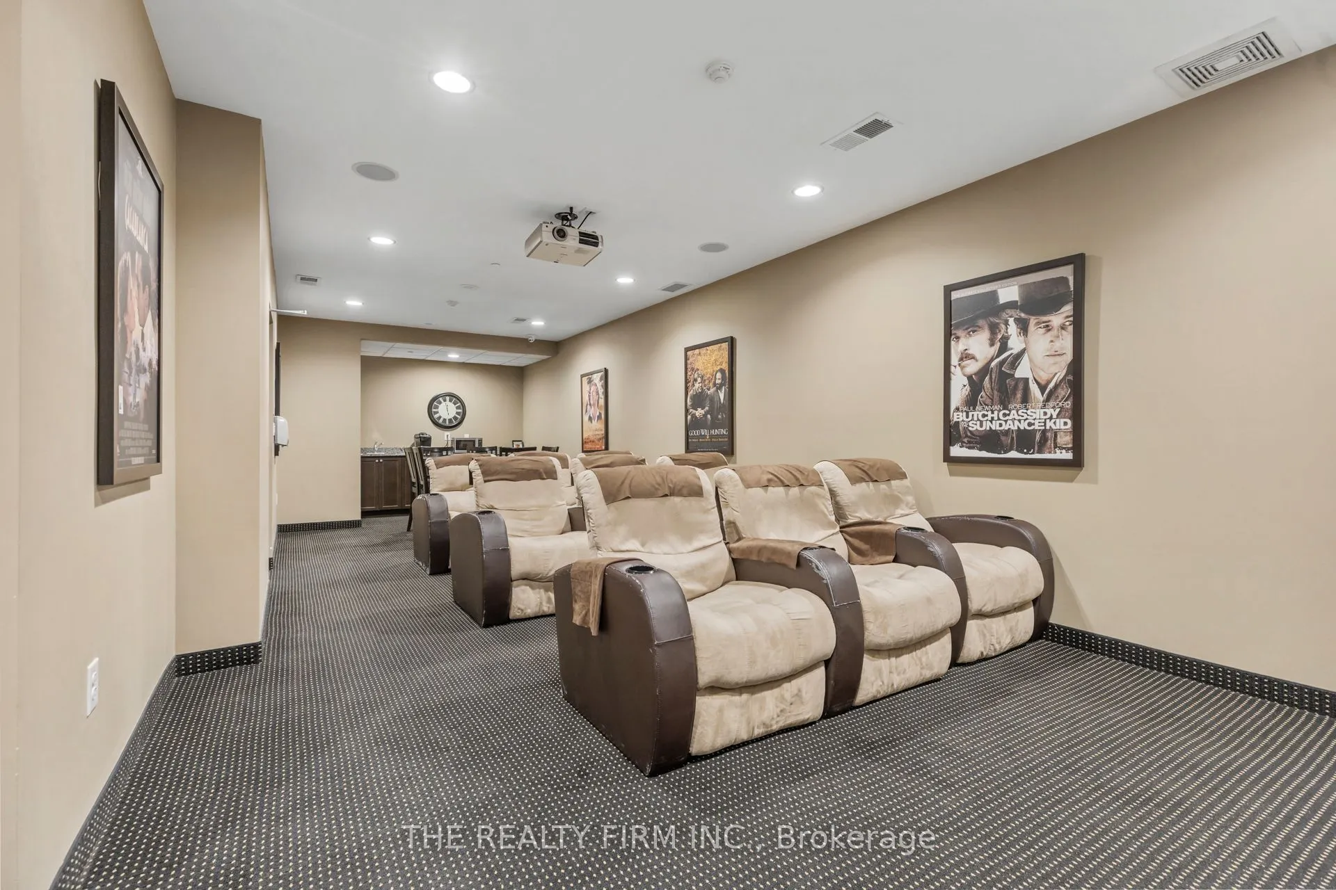 1030 Coronation Drive #812