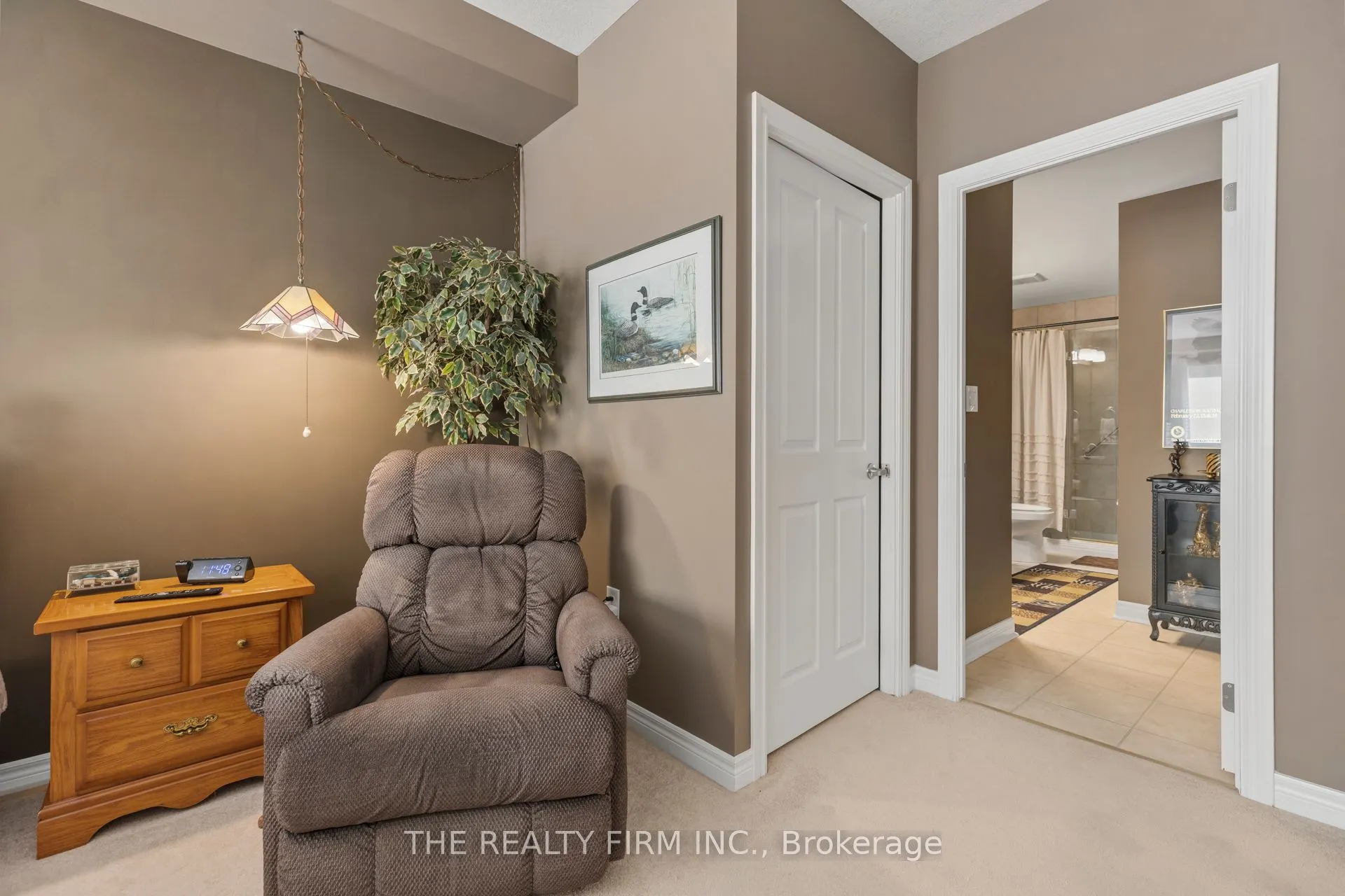 1030 Coronation Drive #812