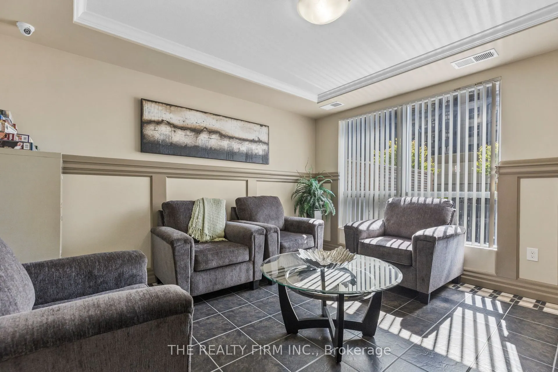 1030 Coronation Drive #812