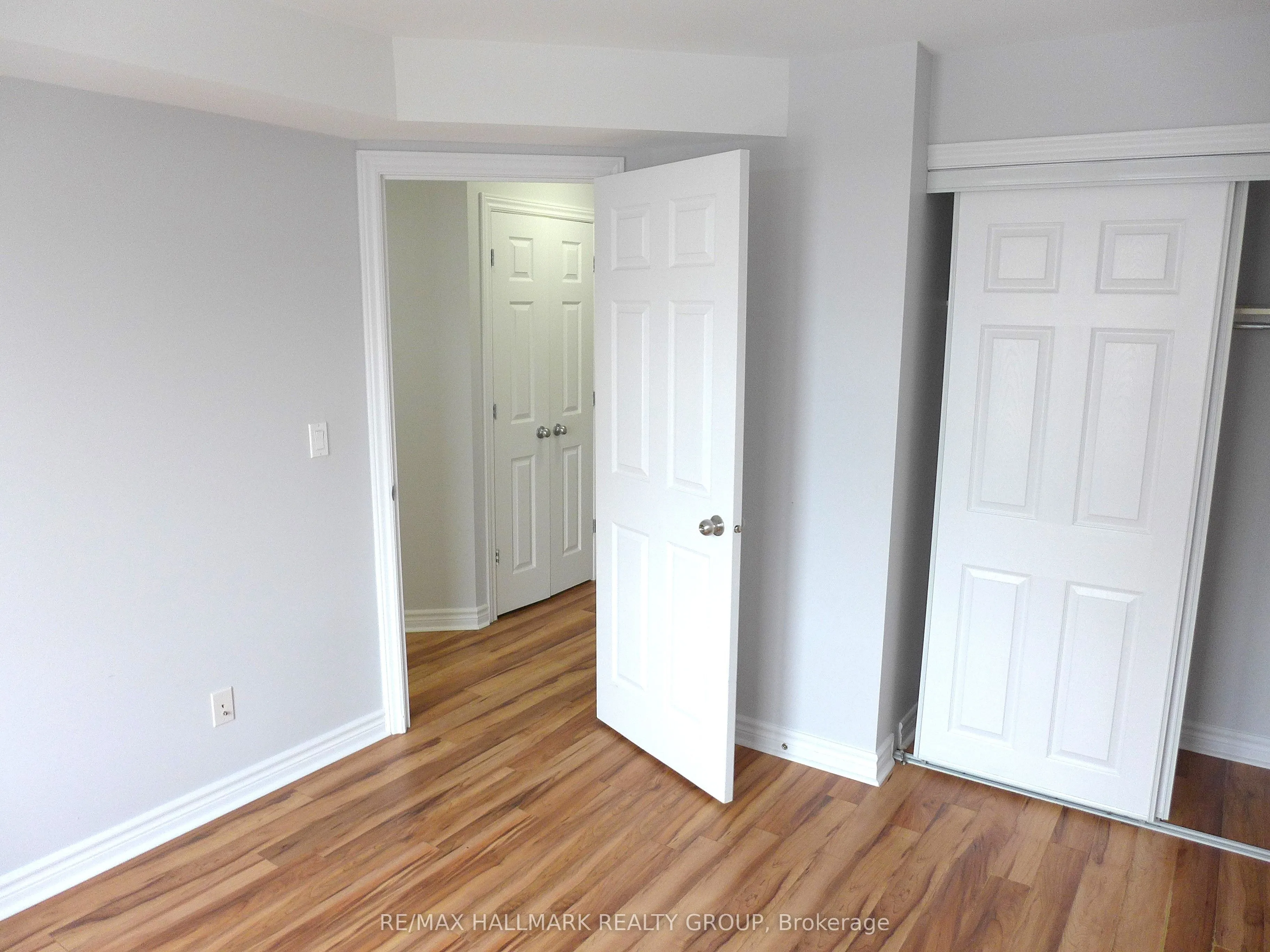 216 Carillon Street, #2