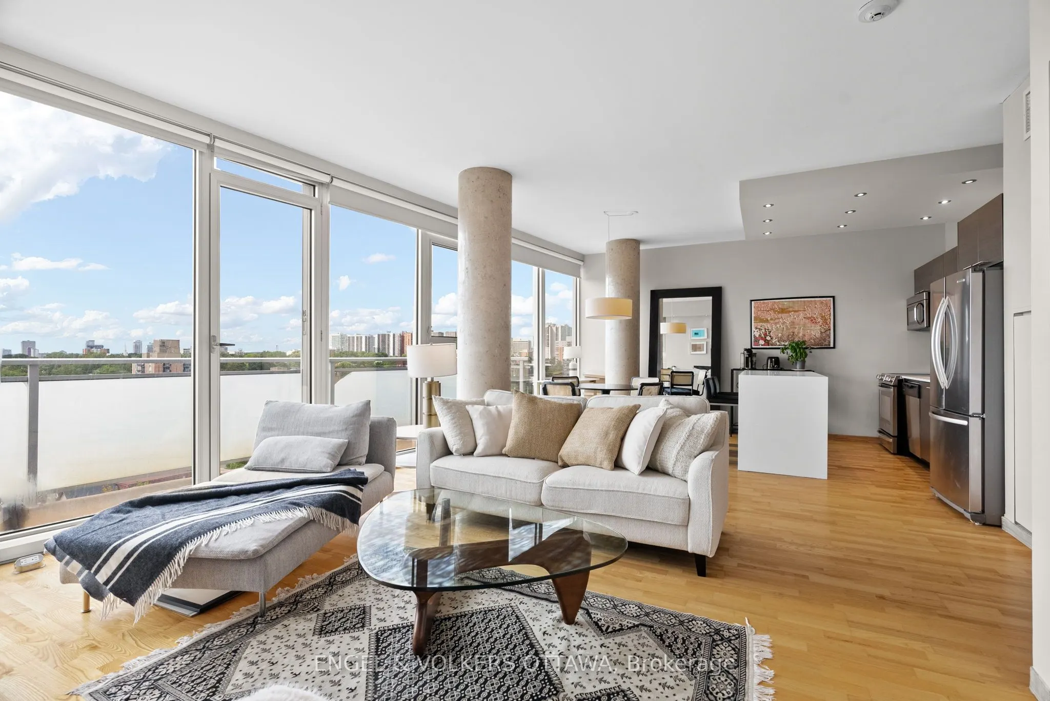 349 Mcleod Street, #823