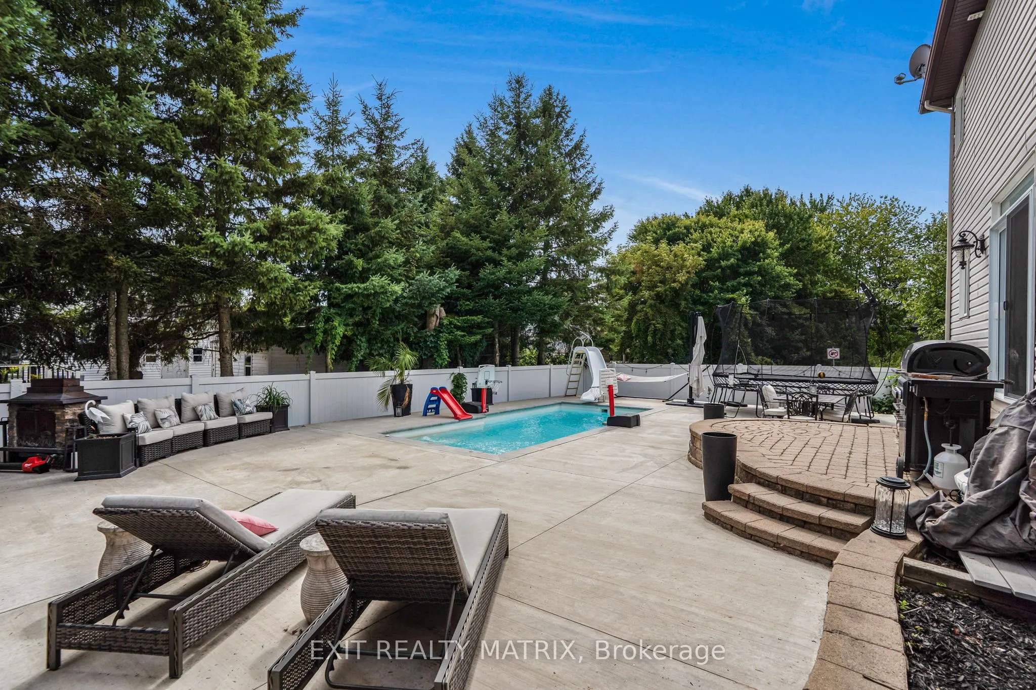 116 LAMADELEINE Boulevard